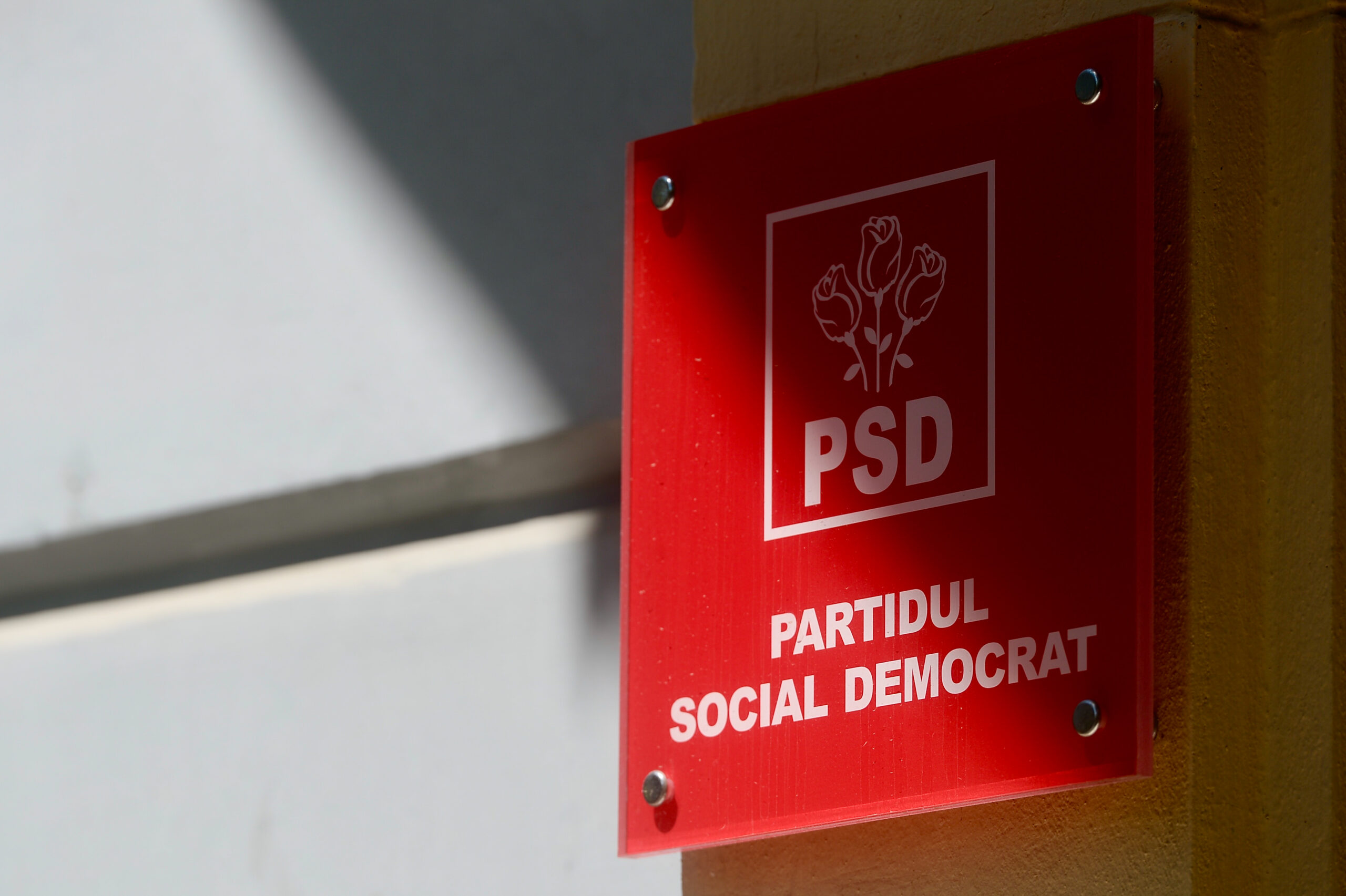 „Este o distorsionare rudimentară a realităţii”