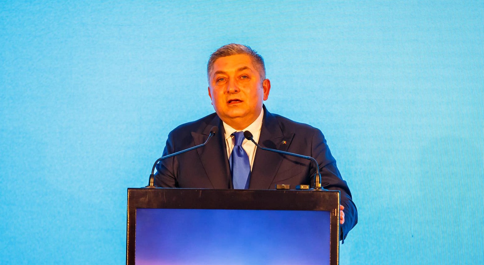 „Cooperativa trădătorilor a pus mâna pe partid” / „Mă simt frustrat”