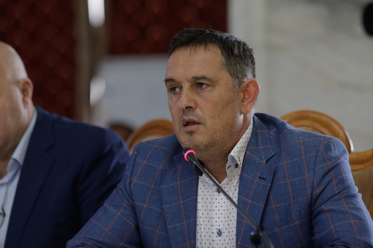 Vor rămâne fără bani de rate