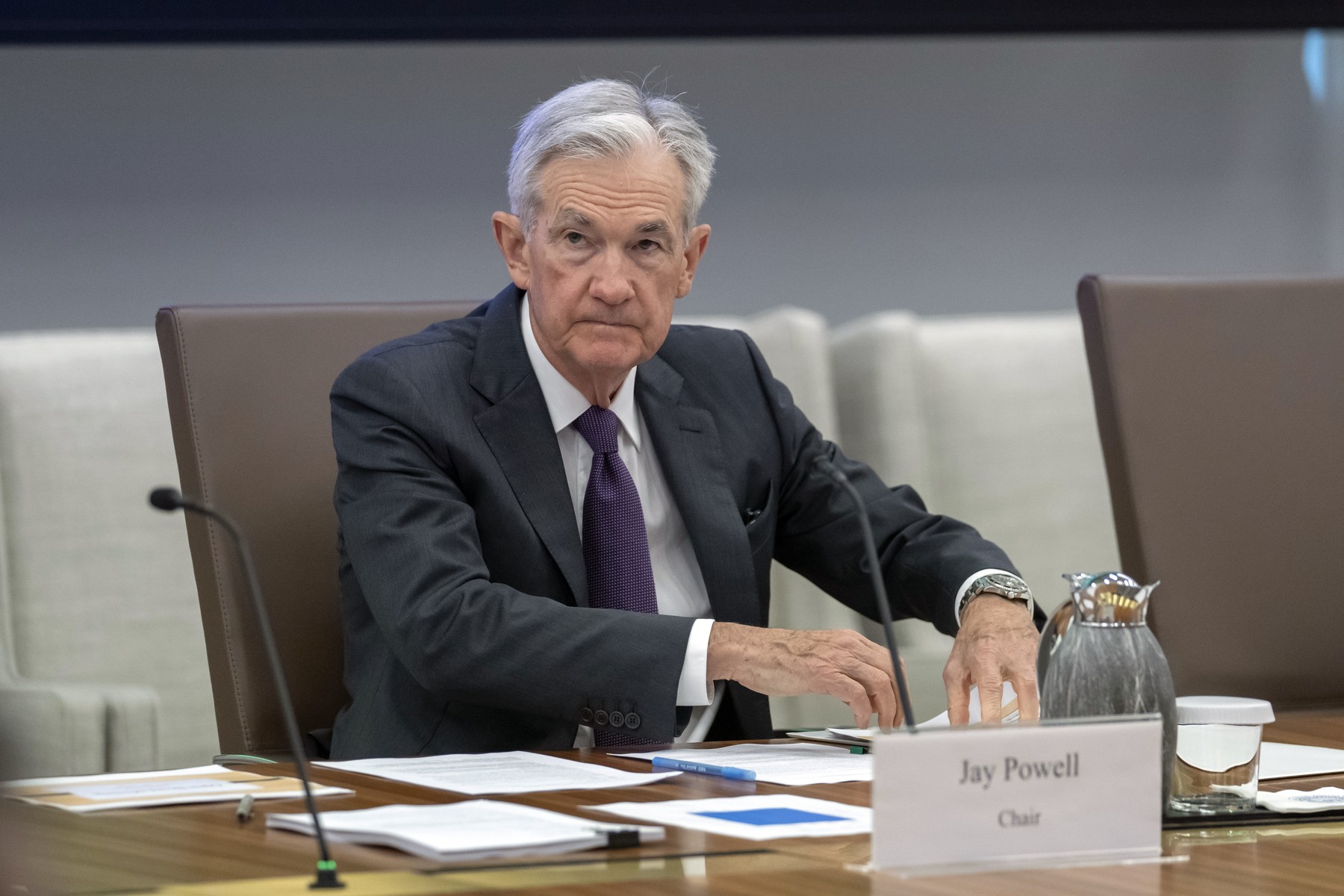 Președintele Fed îi răspunde lui Trump că nu a redus dobânzile din cauza tarifelor vamale /„Prognozele privind inflația au crescut”