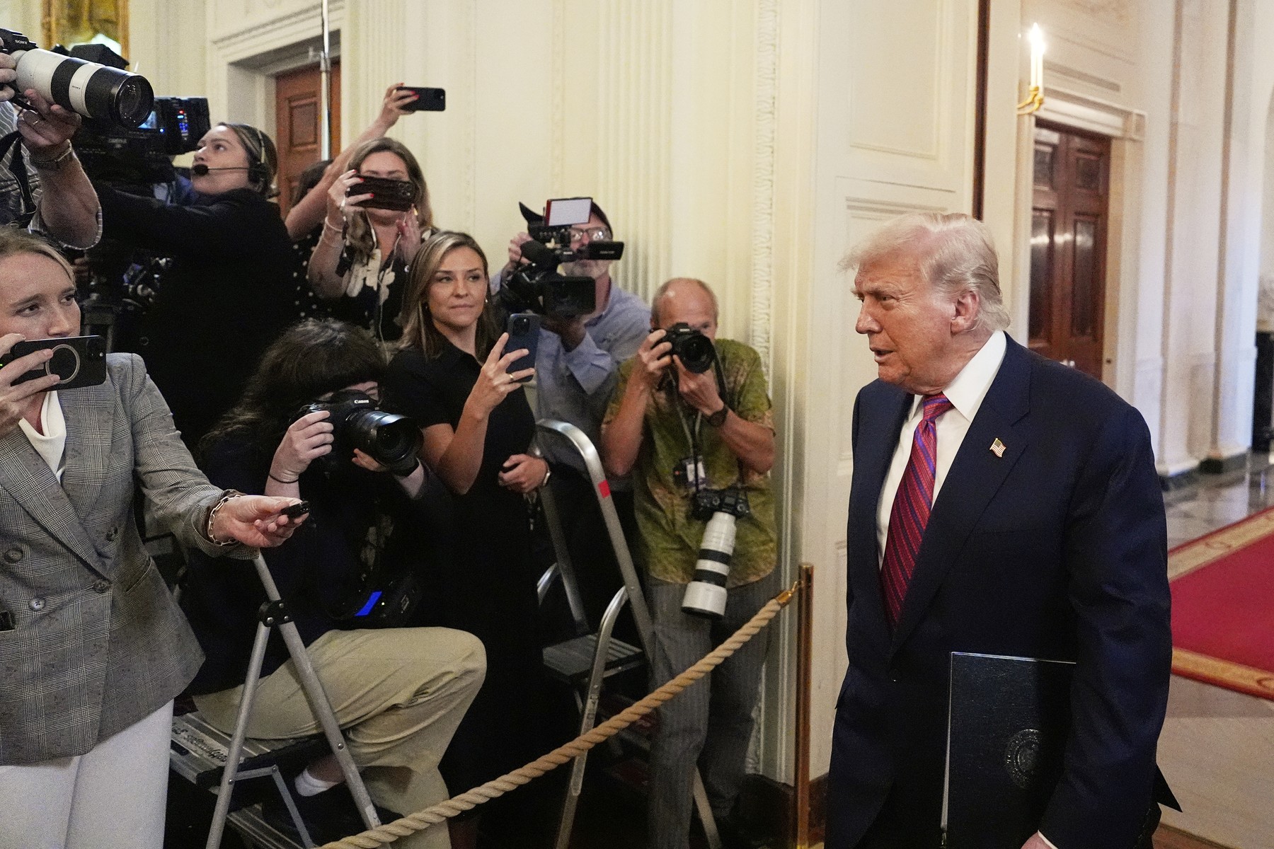 Trump vrea dominație fiscală /Apar riscurile prelungirii tarifelor comerciale și a dobânzilor mari