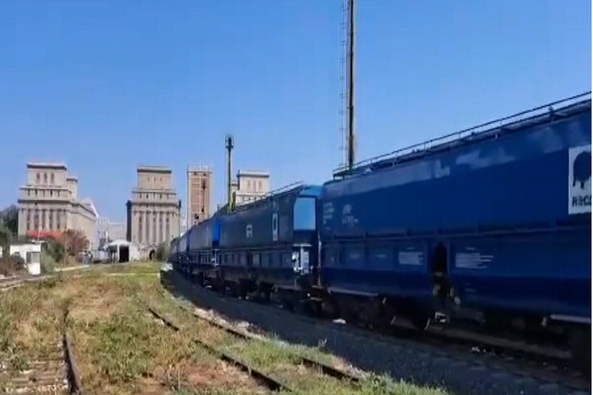 Importurile de alimente din Ucraina în România sunt parte a contribuției de război a UE împotriva Rusiei