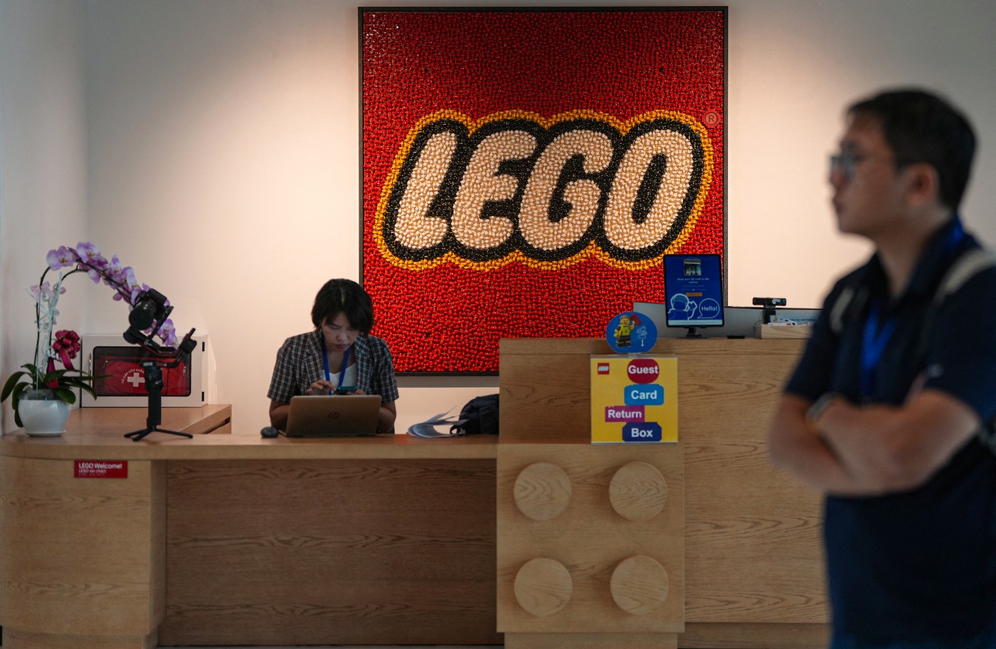LEGO raportează creșteri record ale vânzărilor semestriale datorită parteneriatelor cu alte branduri