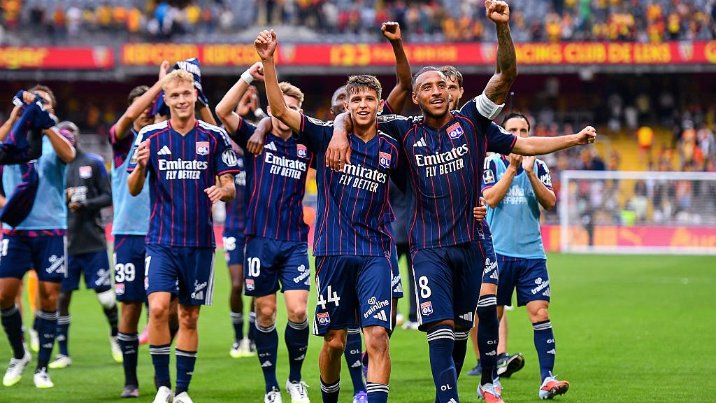 Transferurile forțate făcute de Lyon în această vară au dus echipa în poziția de lider în Ligue 1!