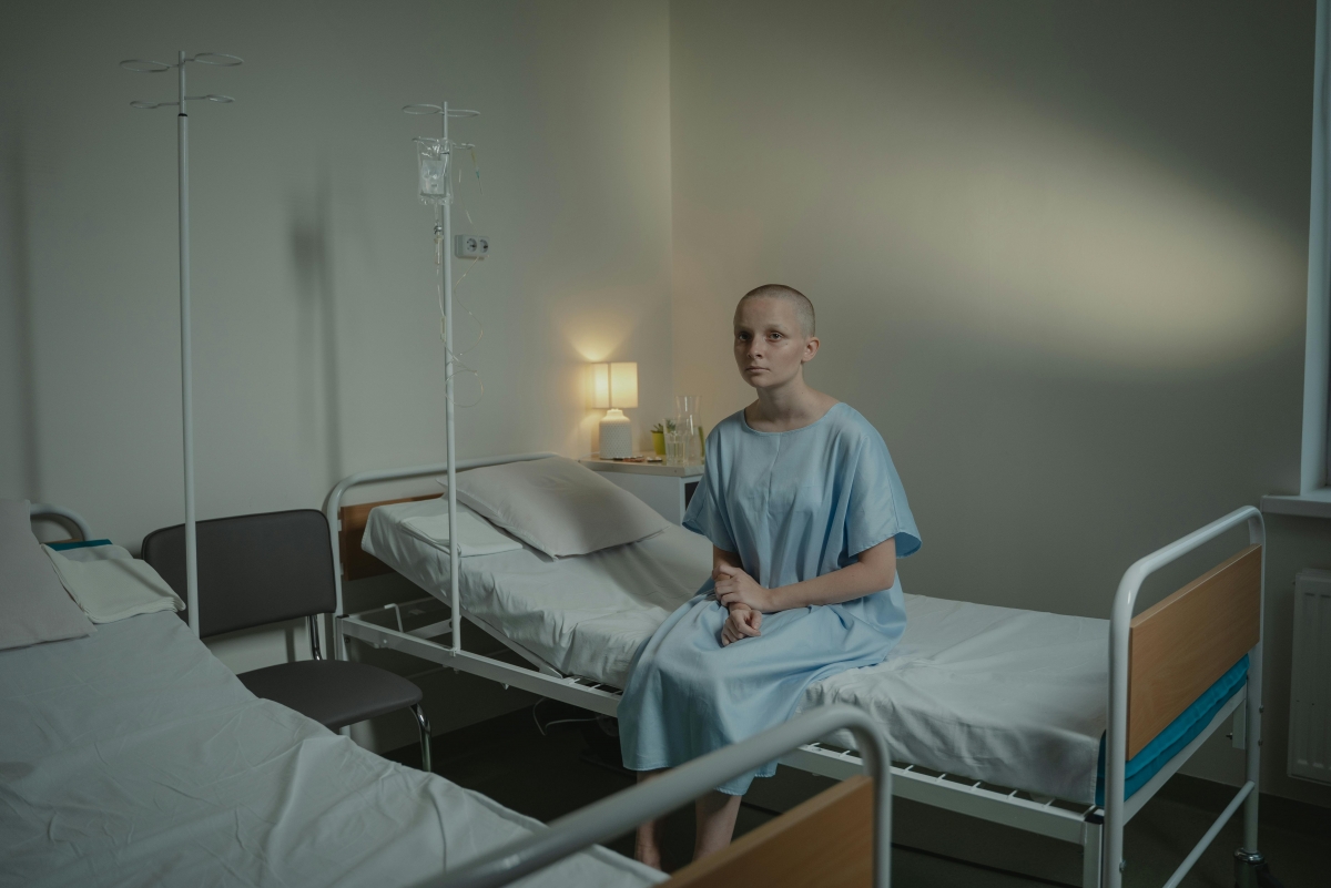 Nu mai sunt bani pentru decontarea tratamentelor pentru cancer, mii de pacienţi ‘sunt lăsaţi să moară cu zile. Decizia e în mâinile premierului’