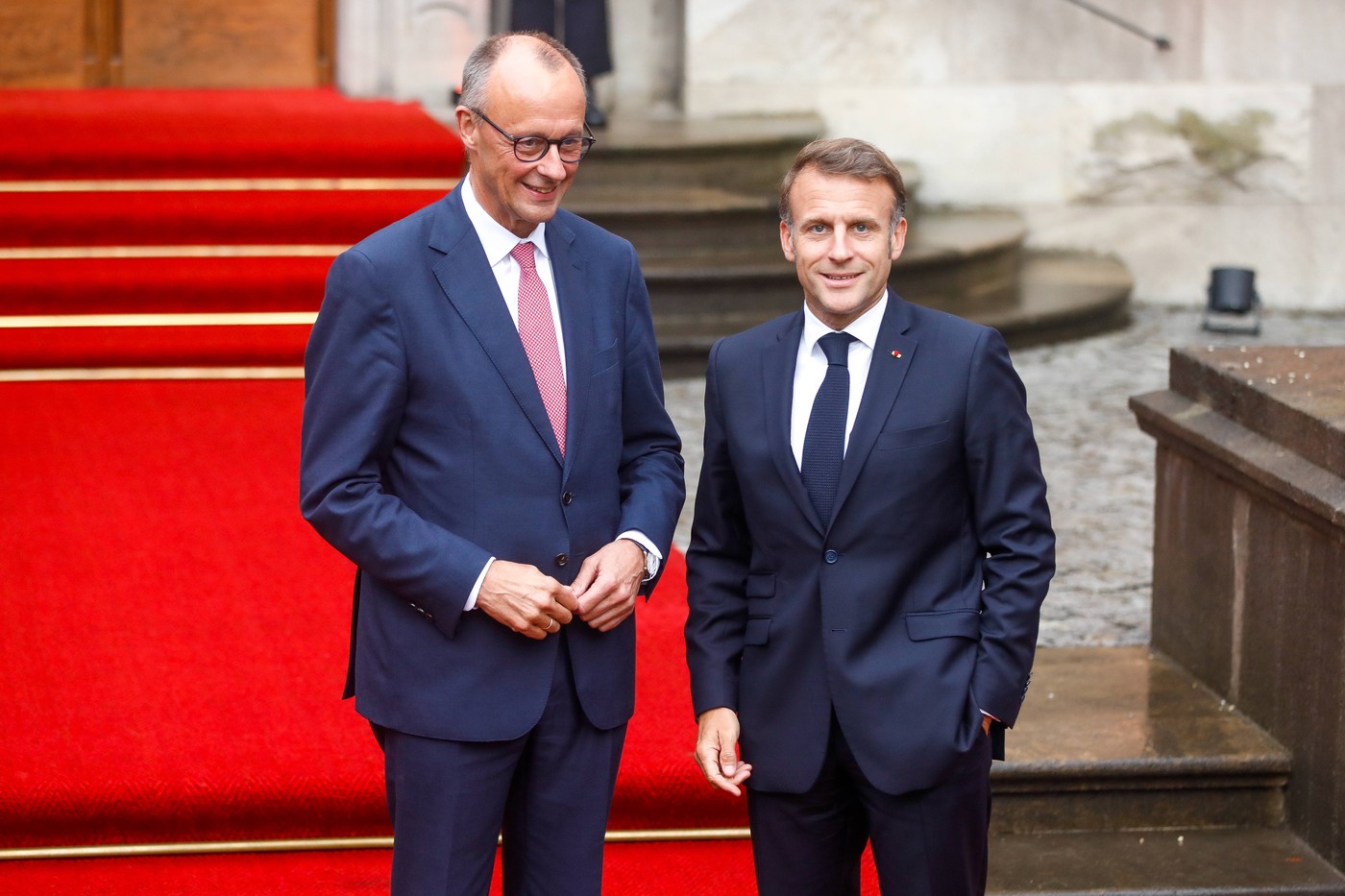 Macron l-a invitat pe cancelarul german la discuții la reședința de vară de la Mediterană, înaintea unui consiliu franco-german de MINIȘTRI la Toulon