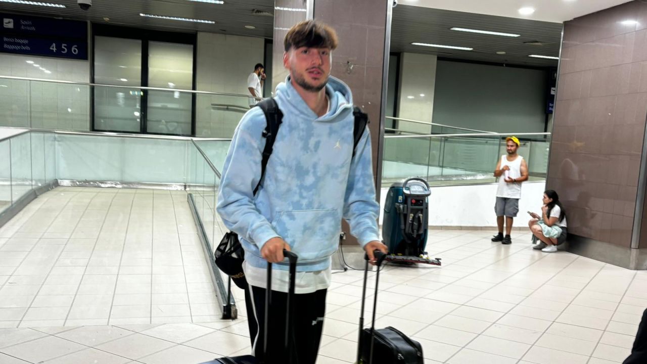 Cât plătește Brighton să-l ia înapoi pe Mazilu? Nicolescu a dezvăluit suma + clauza care poate umple vistieria lui Dinamo