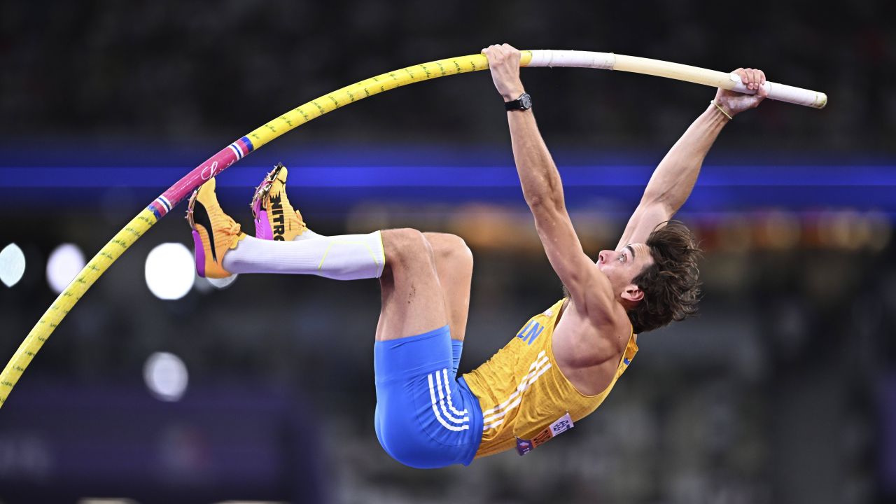 Tun financiar pentru Armand Duplantis! Suedezul se „scaldă“ în bani după recordul mondial stabilit la Tokyo