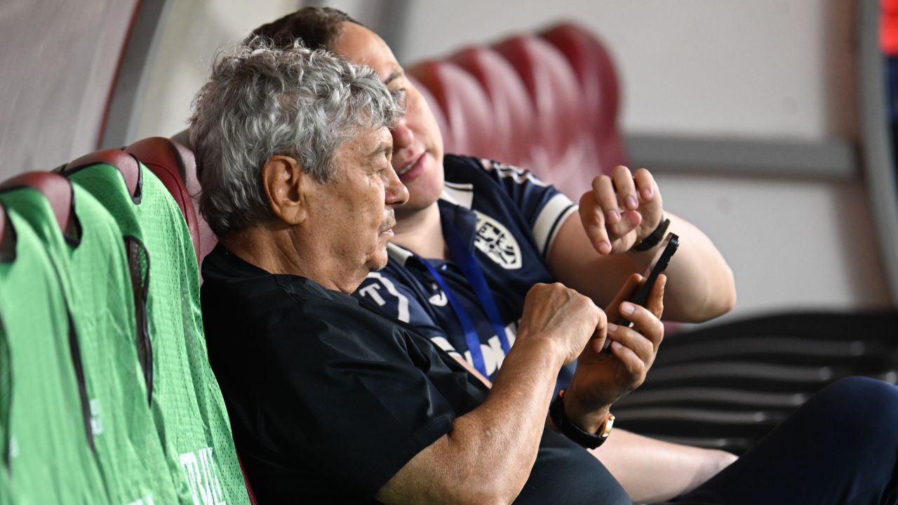 Anunțul făcut de Mircea Lucescu după accidentarea suferită de Louis Munteanu: ”A simțit o durere puternică!”