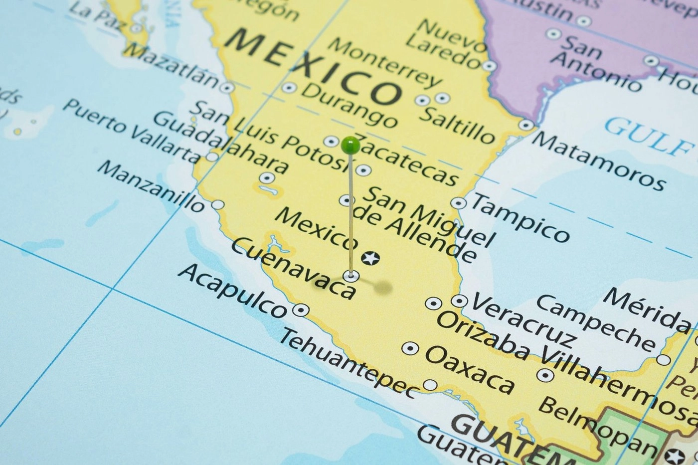 VIDEO Accident teribil în Mexic: un tren a lovit un autobuz cu etaj / Zece persoane ucise și 61 rănite