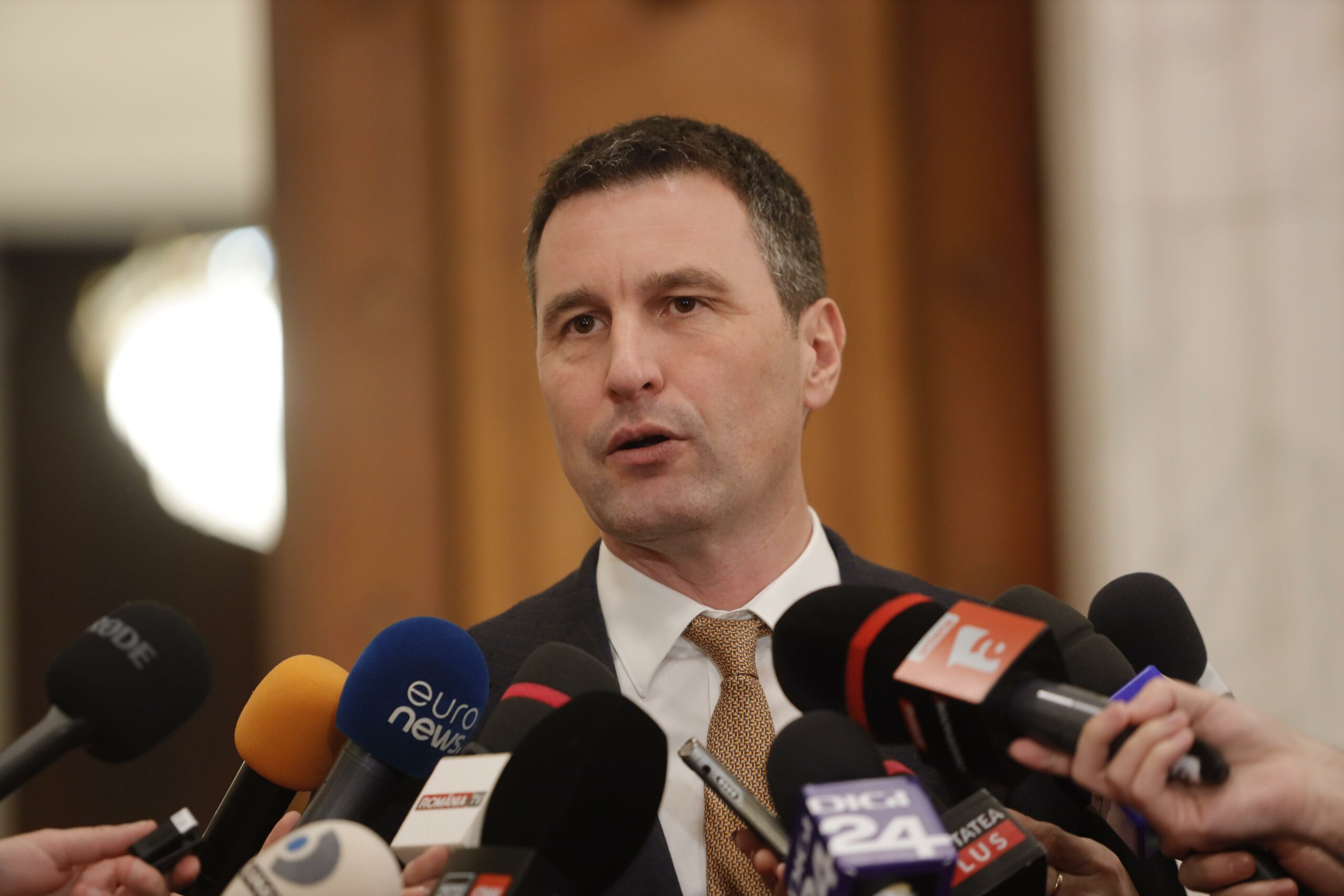 Am o vârstă, nu mai visez să avem o coaliție de 4 ani