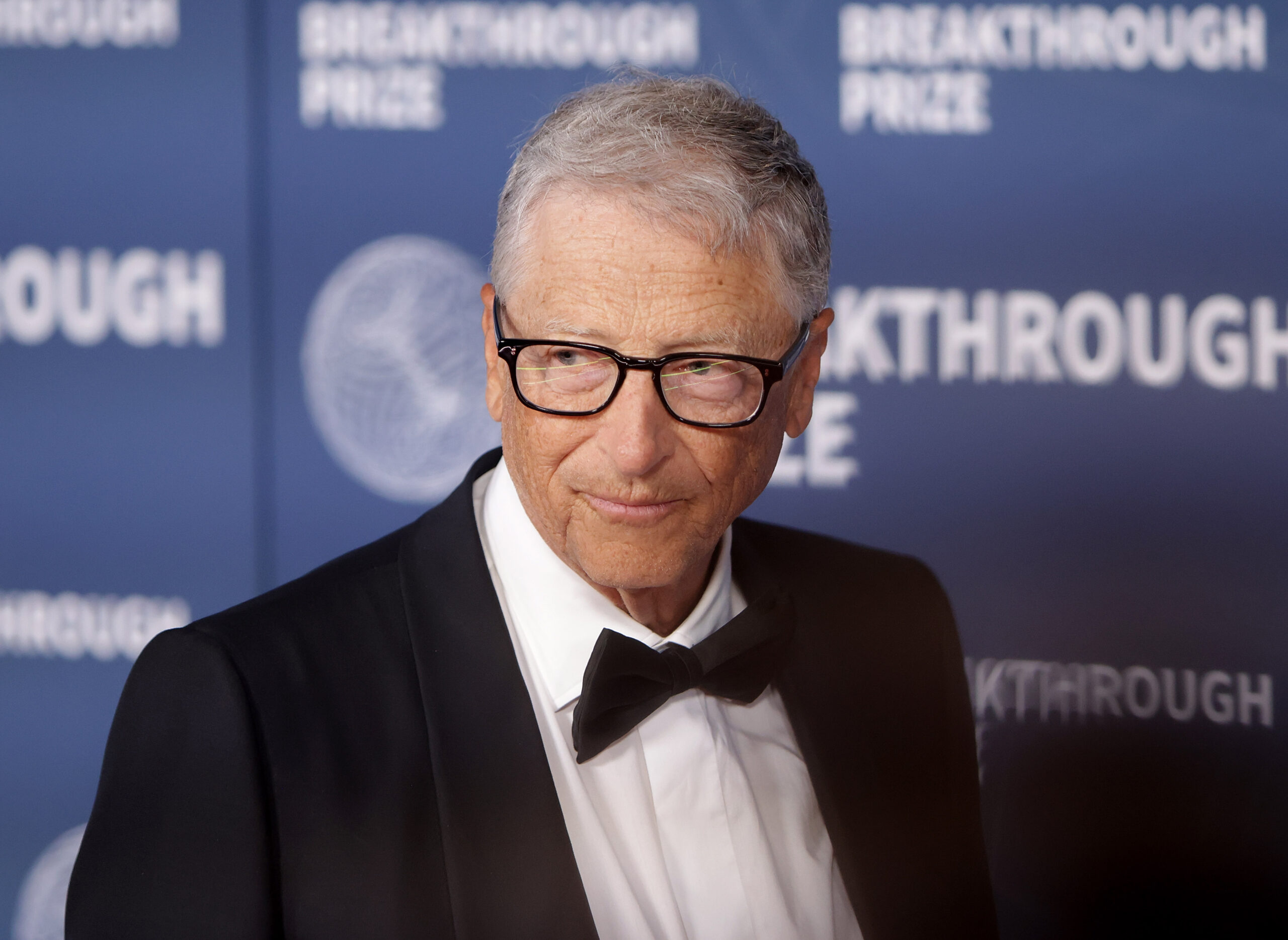 Billl Gates, lovitură pentru activiștii de mediu. Se dezice de schimbările climatice și îi îndeamnă pe bogătași să investească în alte domenii