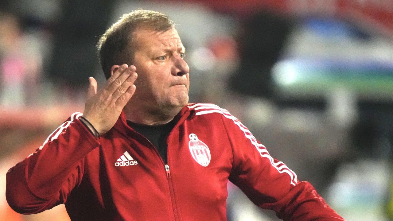 Dorinel Munteanu, aproape de o revenire surpriză! Cu cine negociază antrenorul după ce a fost pe lista lui CFR și „U” Cluj