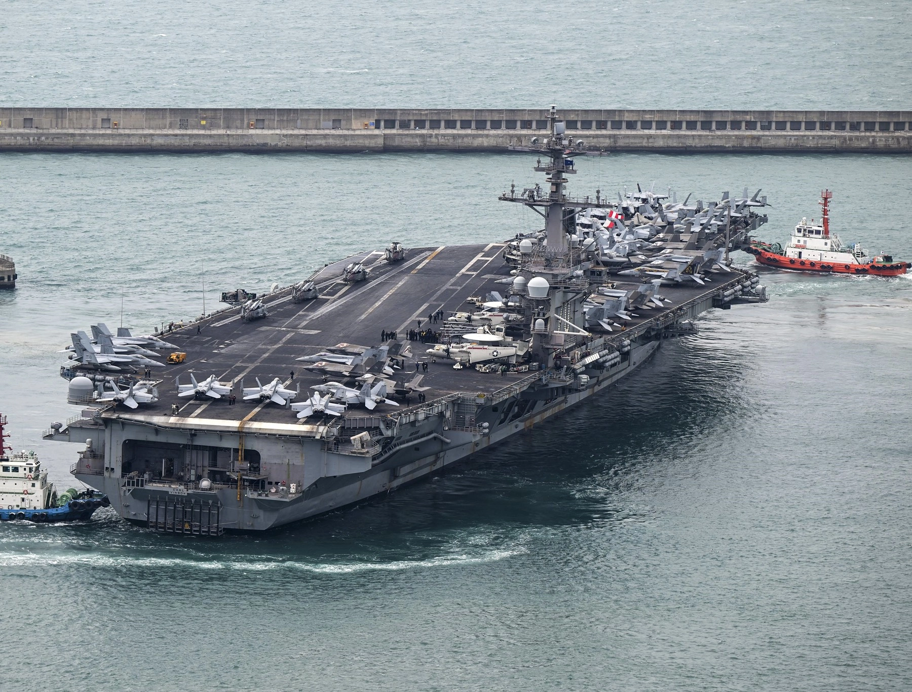 Trump duce războiul împotriva drogurilor la un alt nivel – Portavion dislocat în zona Americii Centrale