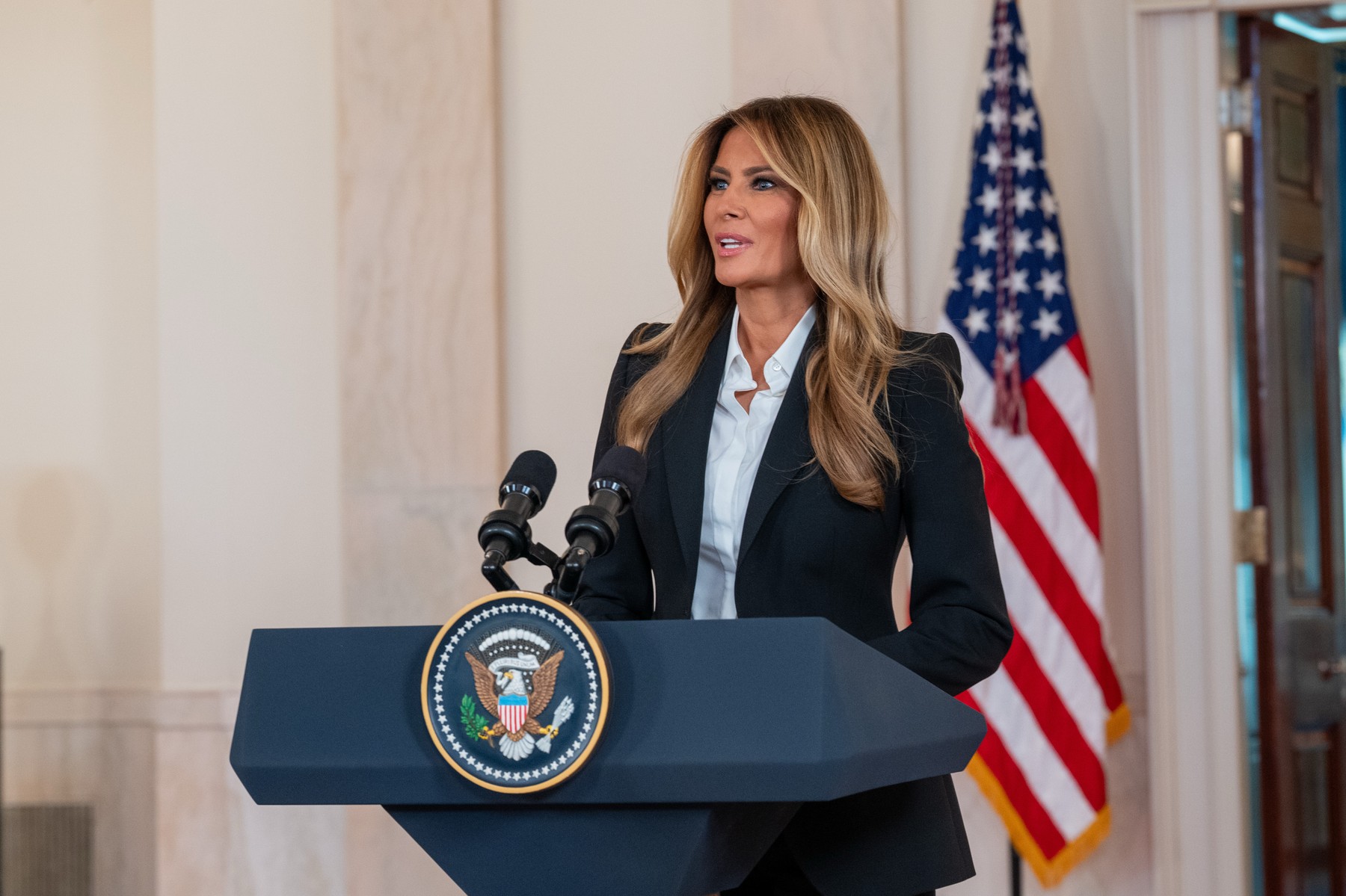 Melania Trump a negociat direct cu Vladimir Putin /Opt copii ucraineni au fost repatriați datorită eforturilor ei