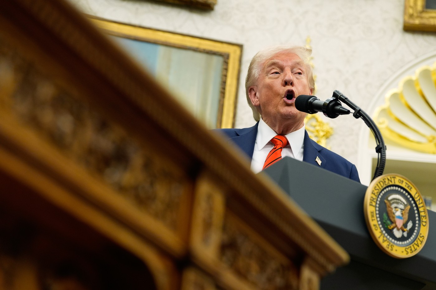 Trump impune Chinei taxe vamale de 100% /Beijingul are „o poziție agresivă” și „extrem de ostilă”