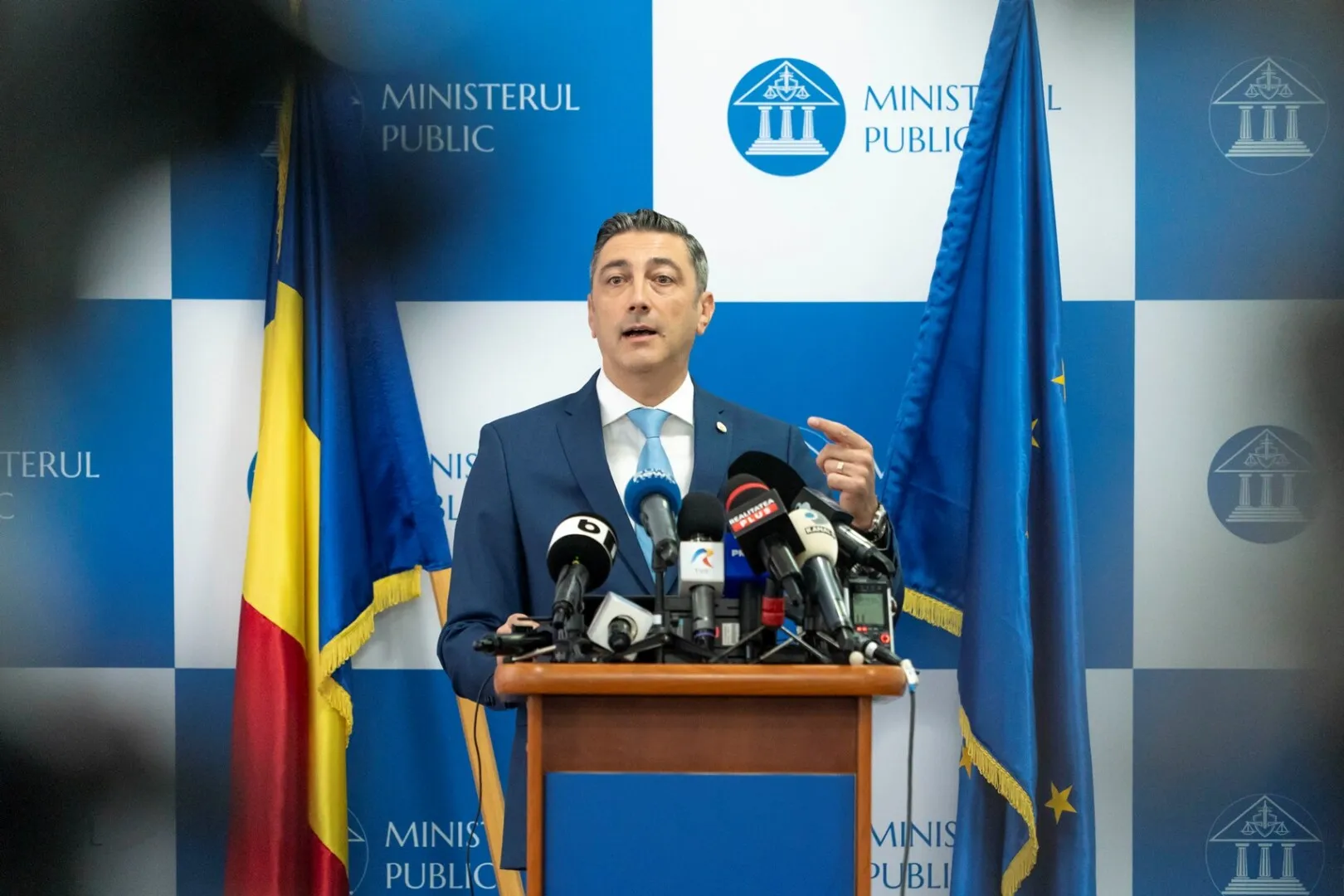 Procurorul general al României a efectuat 18 vizite de lucru în cei trei ani de mandat – Puțin peste 150.000 de lei costul total plecărilor oficiale
