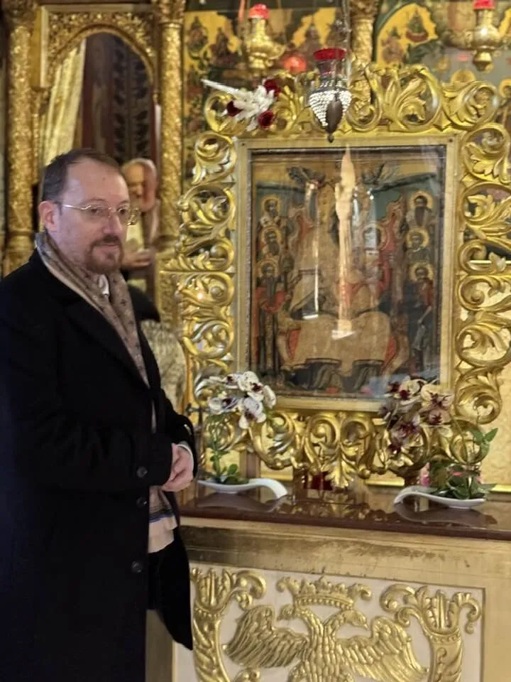 Senator Clement Sava: Nașterea Domnului ne amintește că puterea nu stă în zgomot sau în forță, ci în smerenie, adevăr și iubire