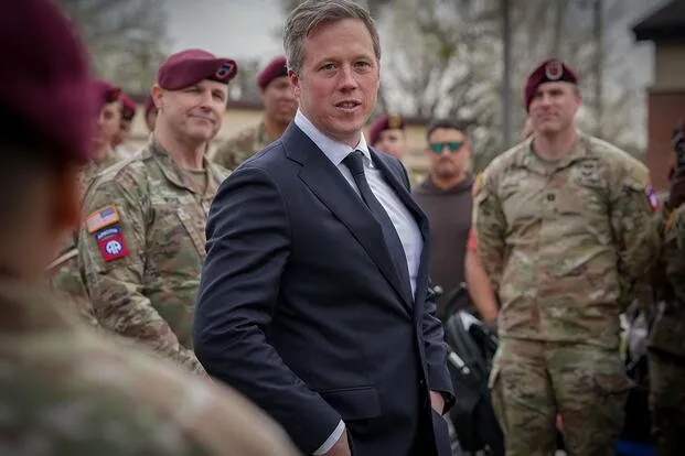 SUA face pași de neînțeles. Șeful Armatei americane a fost retras din negocierile de pace pentru Ucraina