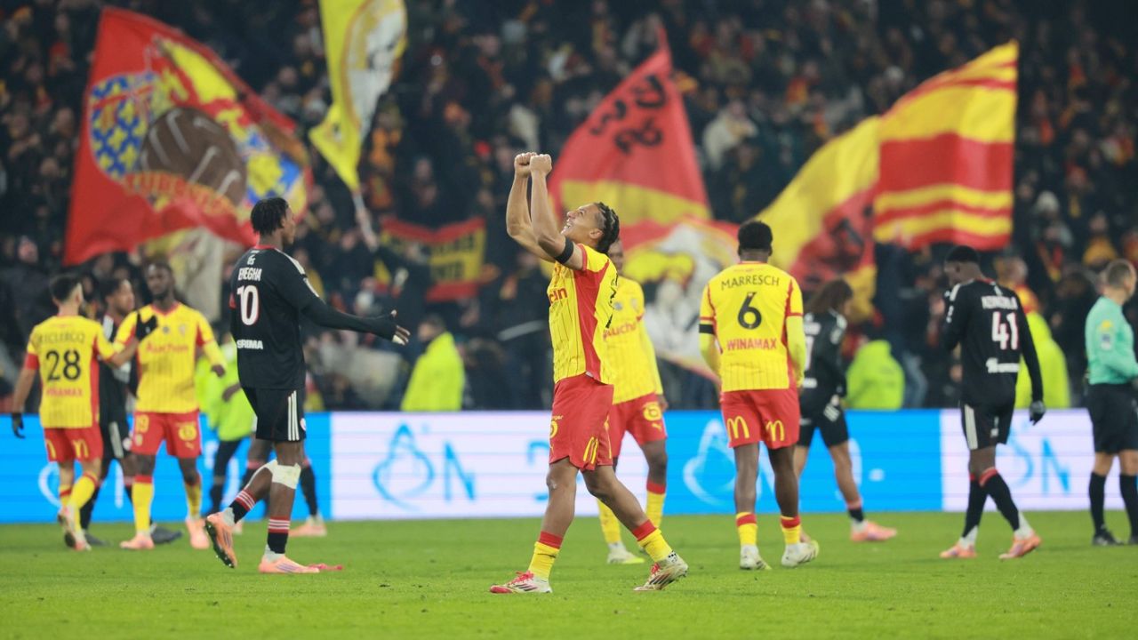 Nici PSG, nici OM, lider SURPRIZĂ în Ligue 1! Roșu direct și goluri multe în Olympique Lyon – Nantes