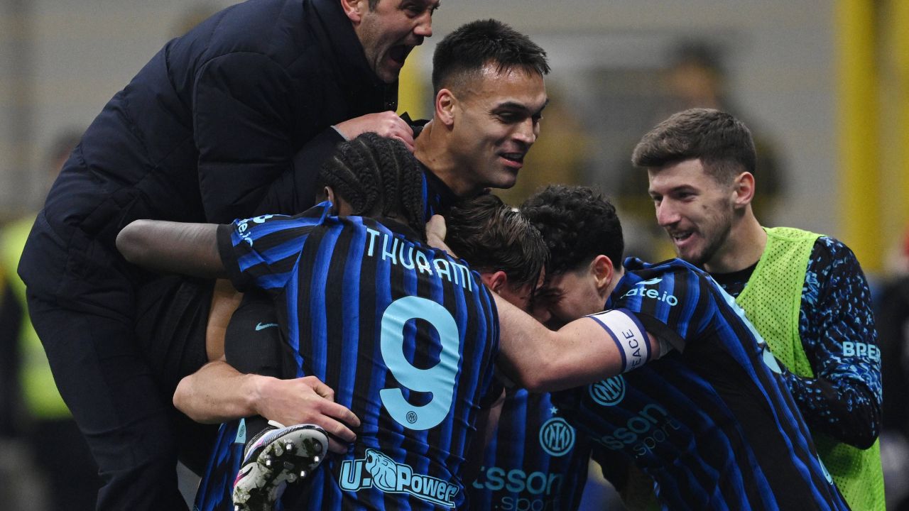 Măsuri de urgență la Inter! Fotbalistul care încântă sub comanda lui Chivu, asaltat de oferte. Agentul a intervenit