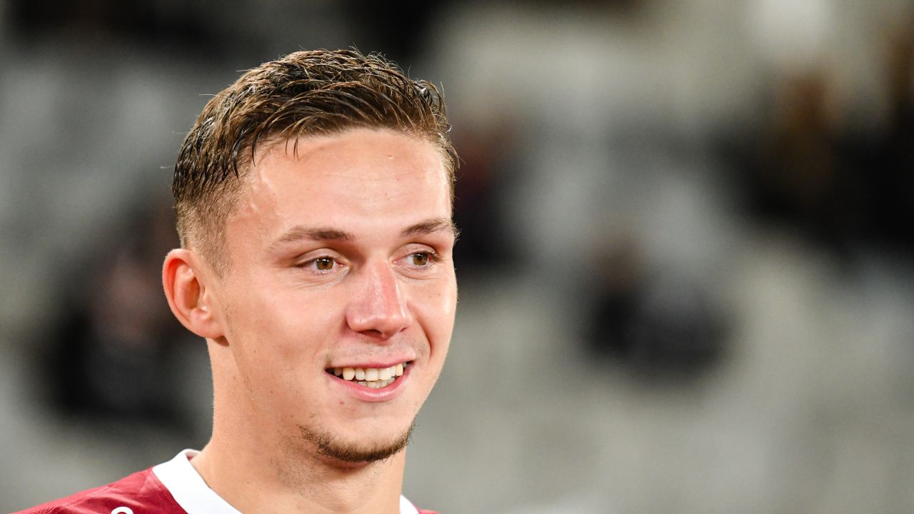 Becali spulberă suma transferului lui Louis Munteanu: „Eu nu cred!“