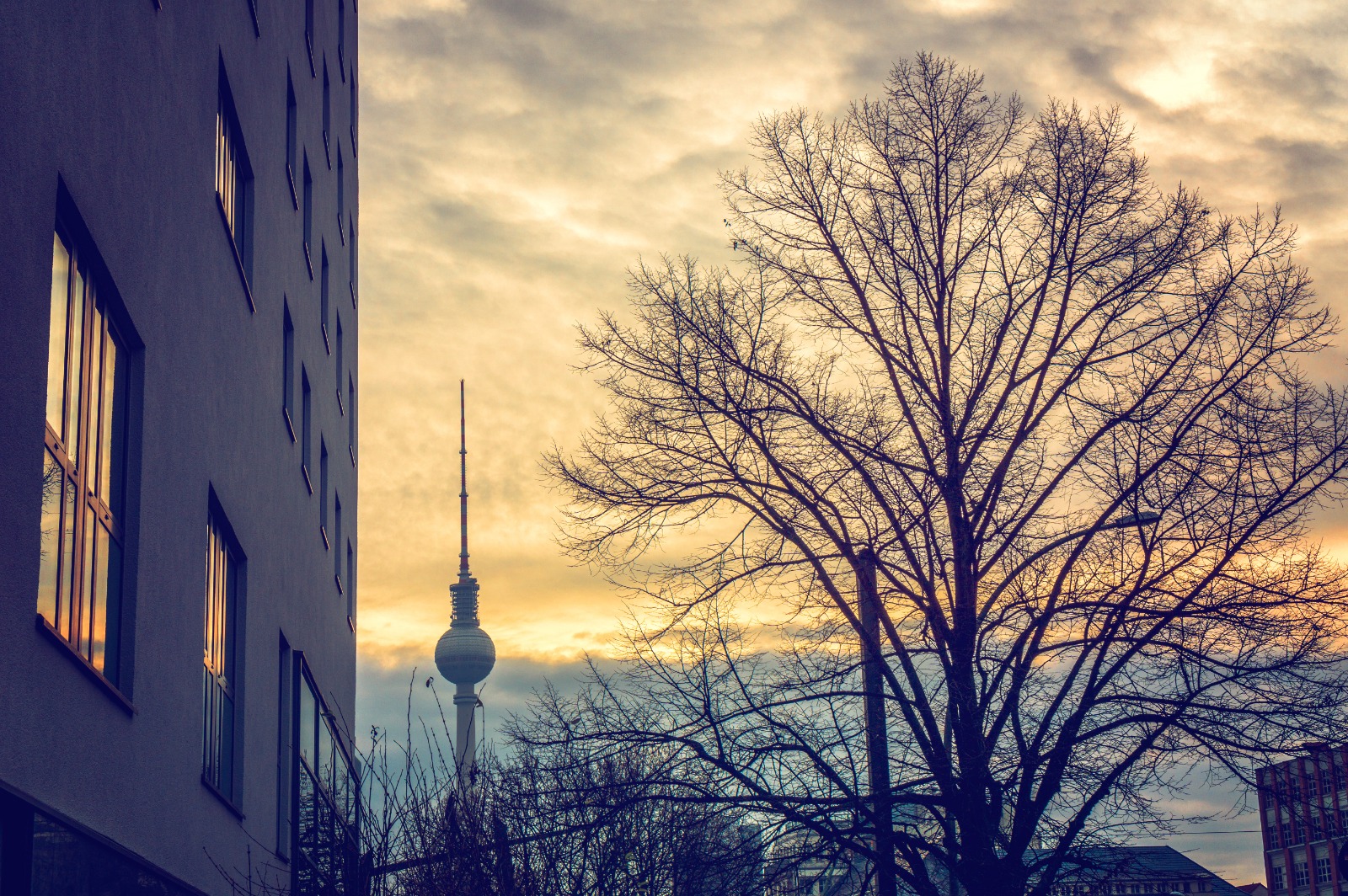 50.000 de locuințe și 2.000 de afaceri au rămas fără electricitate