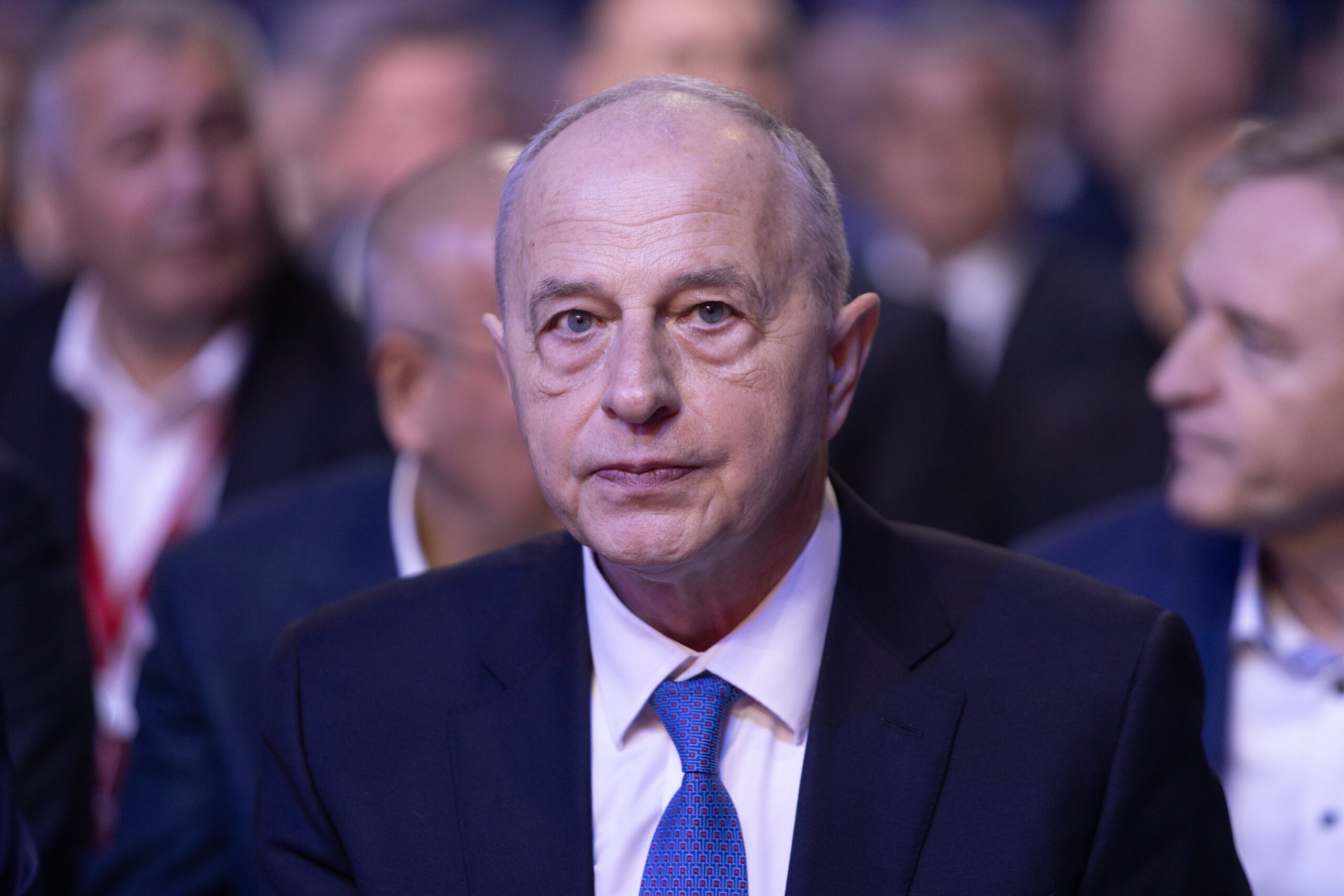 „Atunci ne putem juca din nou cărțile”