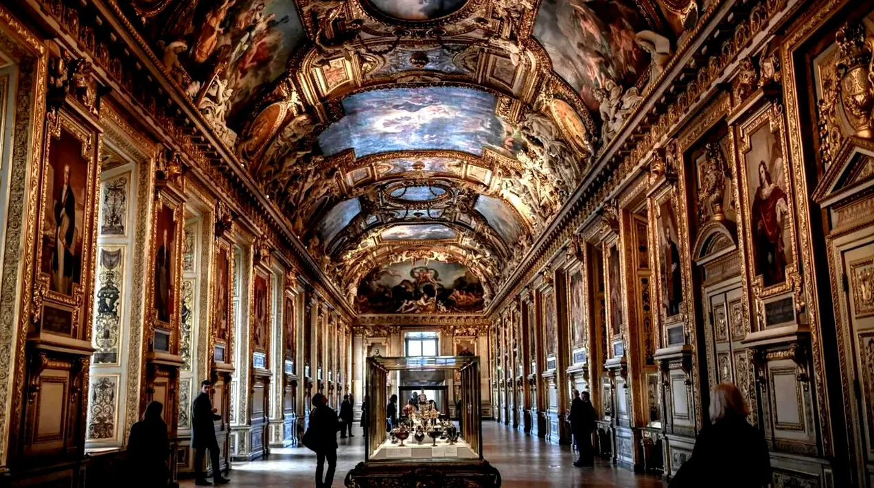 După jafuri și greve, muzeul este afectat de o „scurgere majoră de apă”. Mai multe săli închise. Opere celebre deteriorate