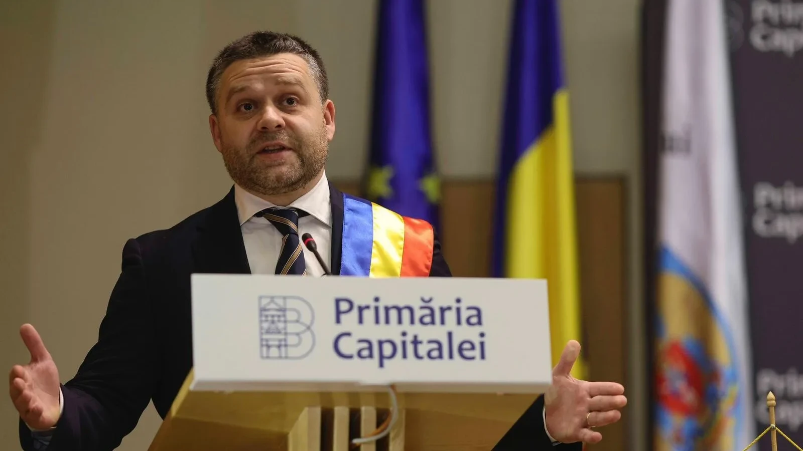 Ciprian Ciucu a ieșit pe teren și trece la amenințări. Nimeni nu scapă: ‘Daţi amenzi la agenţii, ministere’