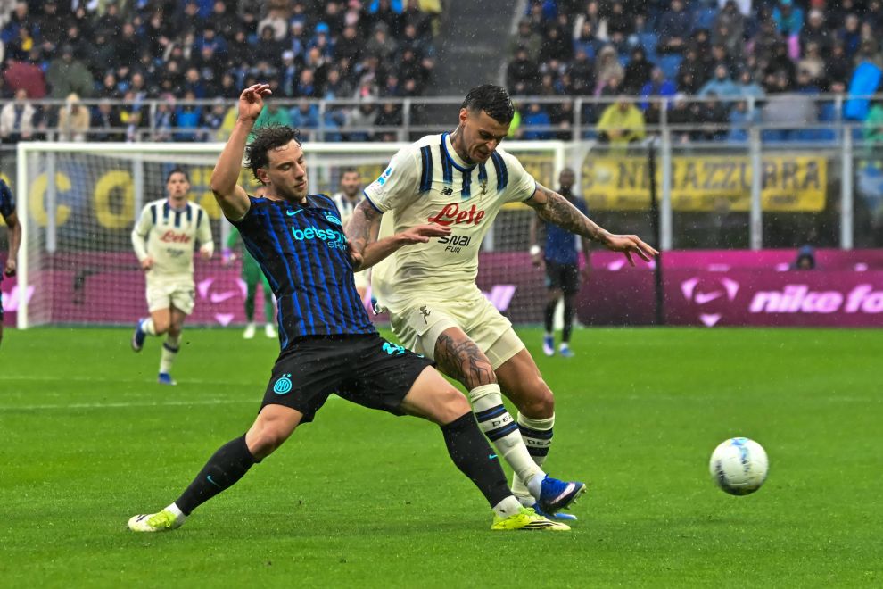 Emoții pentru Chivu! Trei echipe se bat pentru un om de bază de la Inter