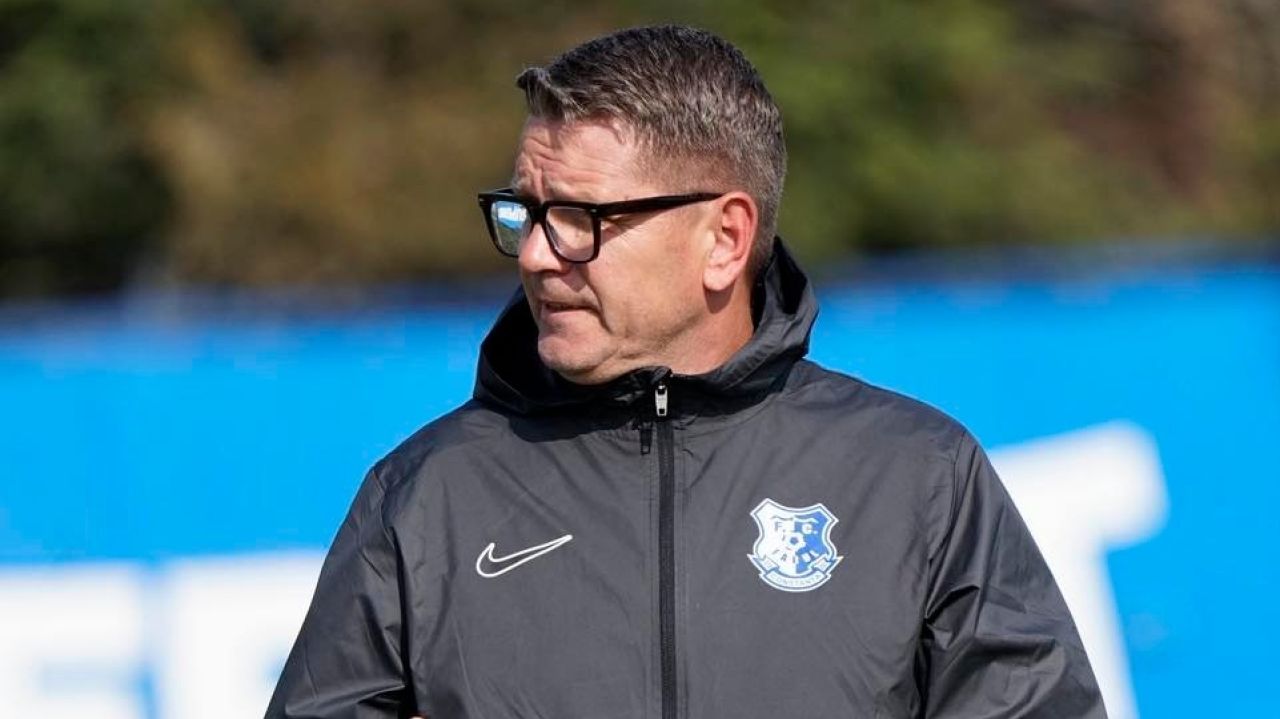 Flavius Stoican fierbe de furie după înfrângerea cu FCSB: ”Nu am venit aici să cocoloșesc pe nimeni! Stăm după Hagi sau Gică Popescu?”
