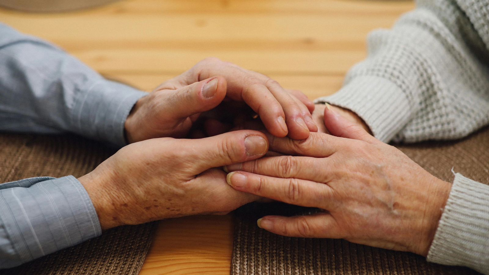 Când devii oficial bătrân? Studiu pe 14.000 de oameni