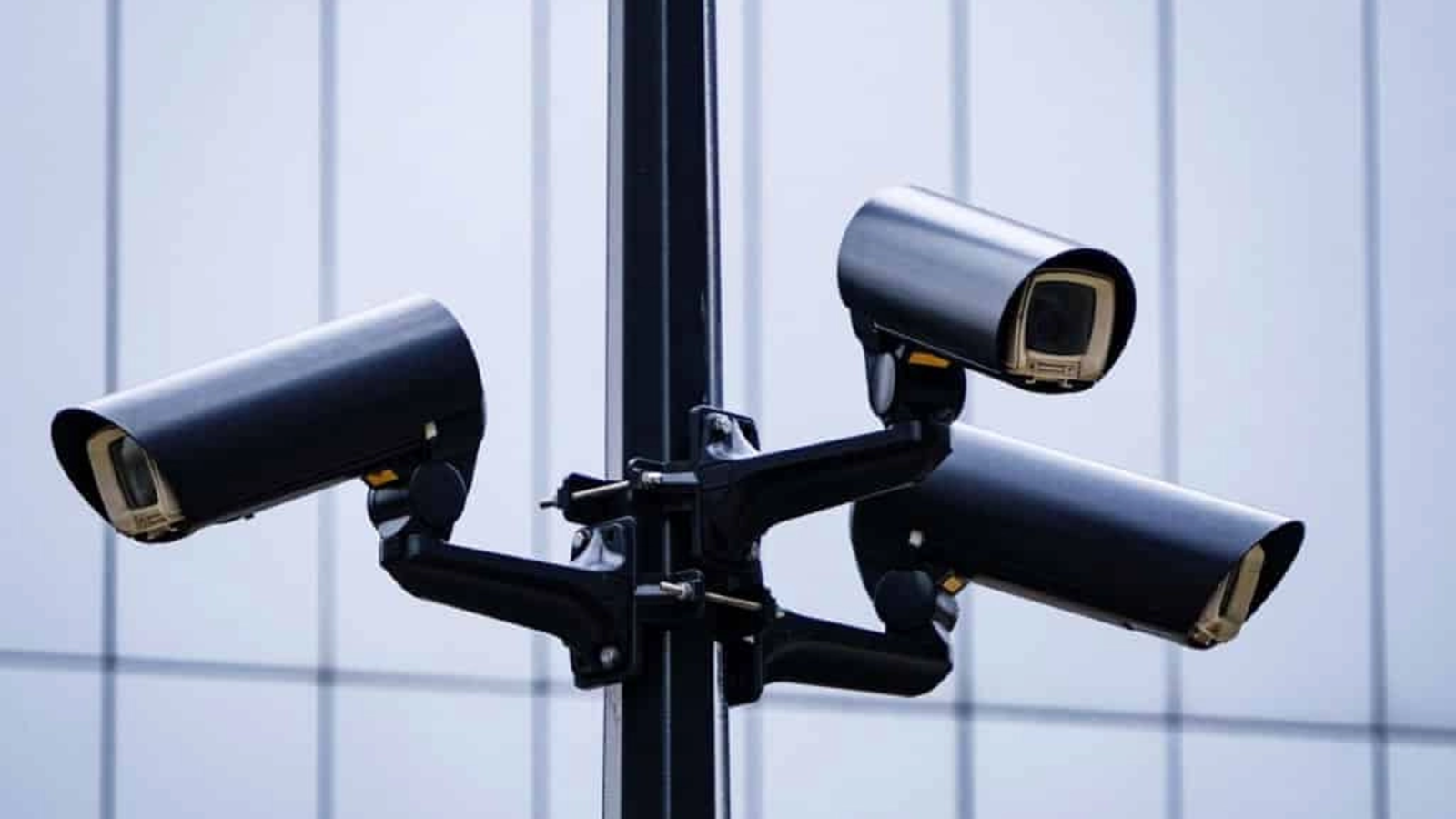 „Se monitorizează tot traficul din 17 aprilie”: MAI, avertisment oficial după valul de mesaje despre camerele de supraveghere