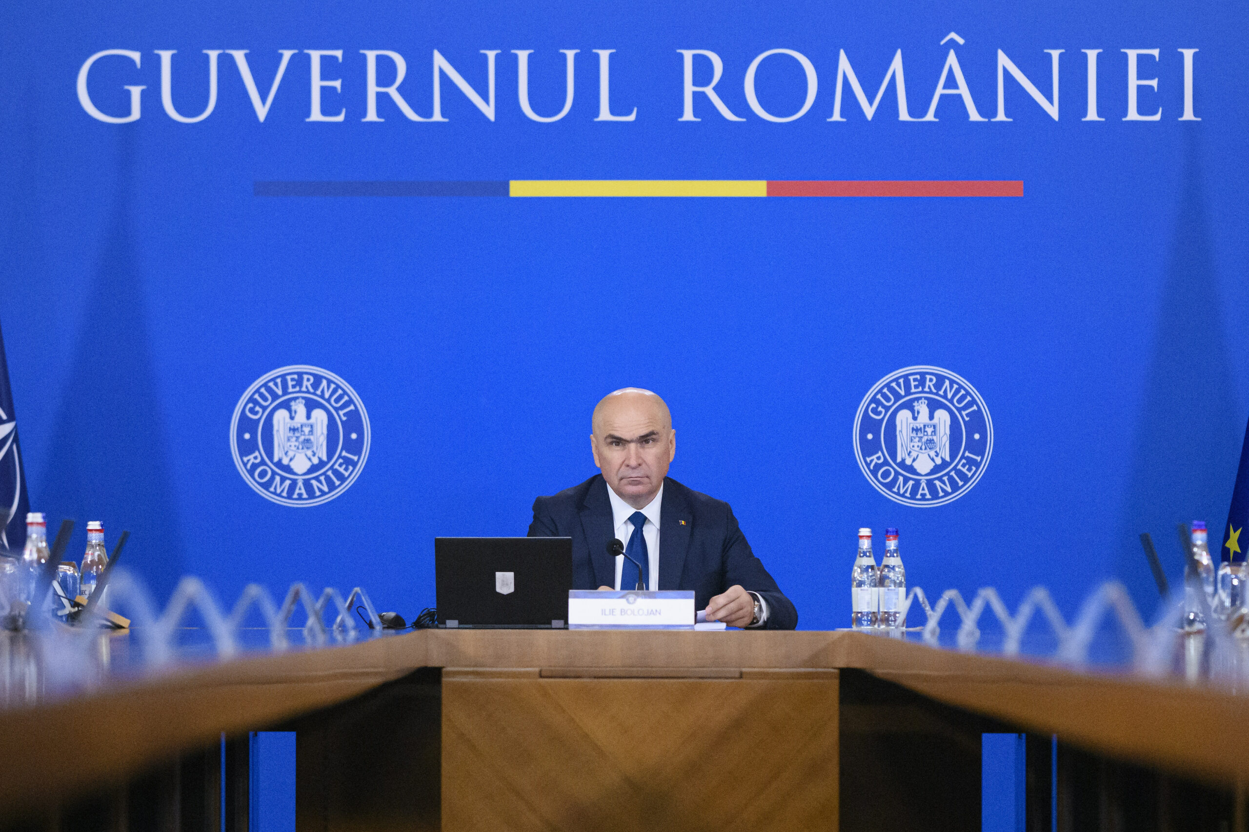 Ce legi se grăbește guvernul Bolojan să adopte pe ultima sută de metri