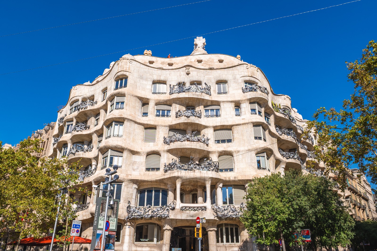 Povestea femeii care trăiește într-un apartament din Casa Milà