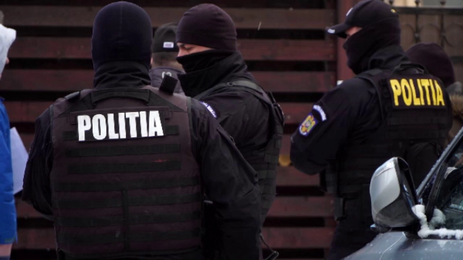 Descinderi la Rădăuți: Poliția a confiscat opt tone de alcool