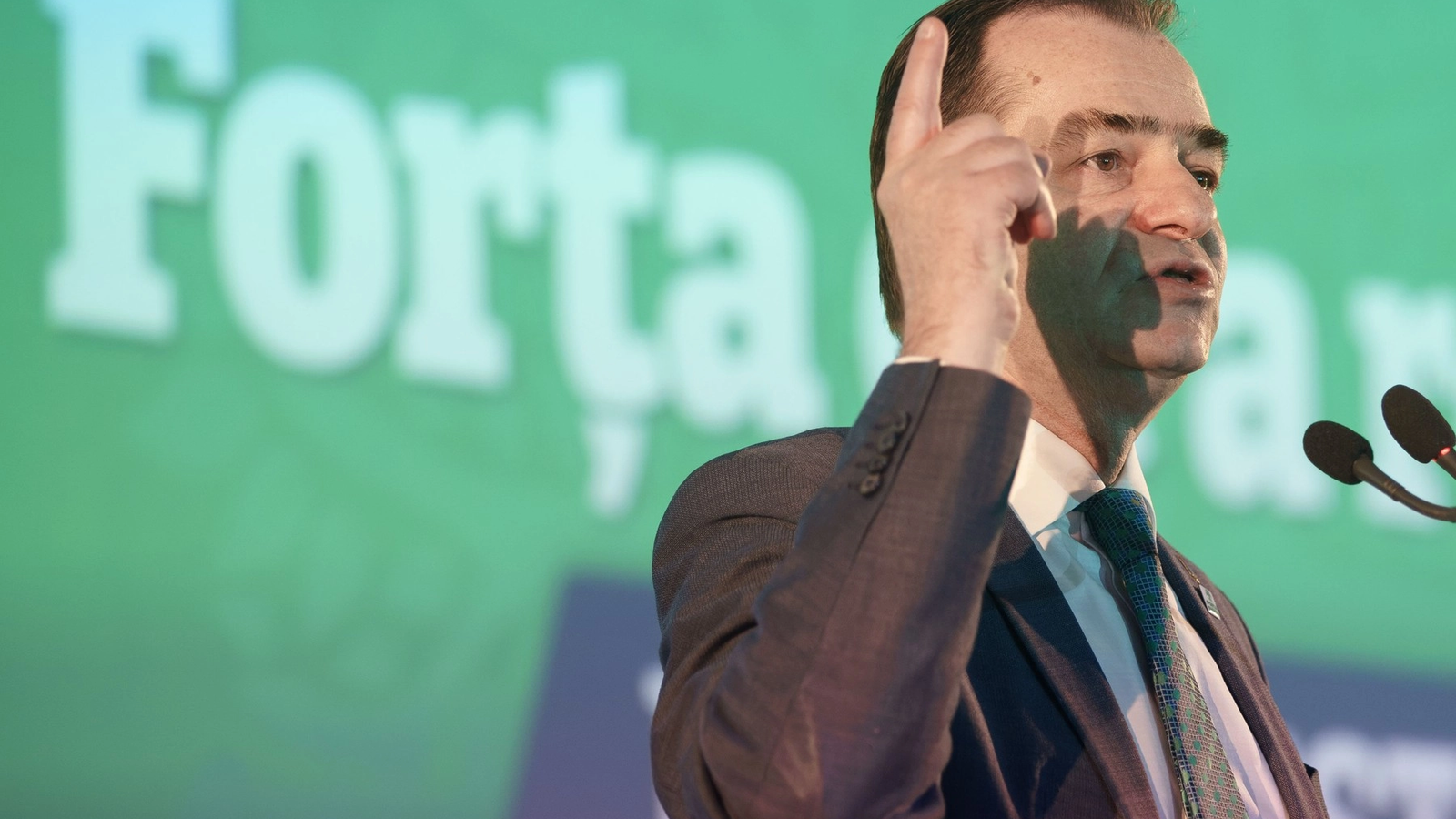 Ludovic Orban cere un premier de la PSD: ‘Au dat jos un guvern, ei trebuie să vină cu soluţia de guvernare’ / Critici dure la adresa lui Nicușor Dan