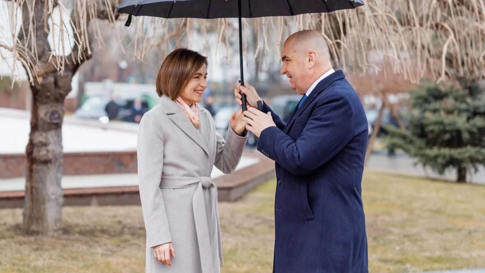 A doua vizită la Chișinău după căderea Guvernului: Bolojan își caută sprijin politic peste Prut
