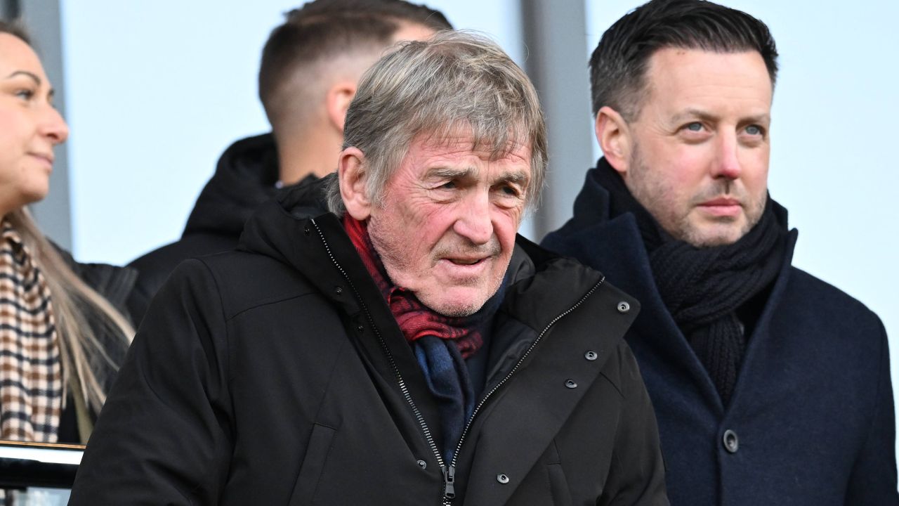 Sir Kenny Dalglish are cancer. Anunțul vine la o zi după ce o altă legendă de la Liverpool a dezvăluit că se luptă cu aceeași boală