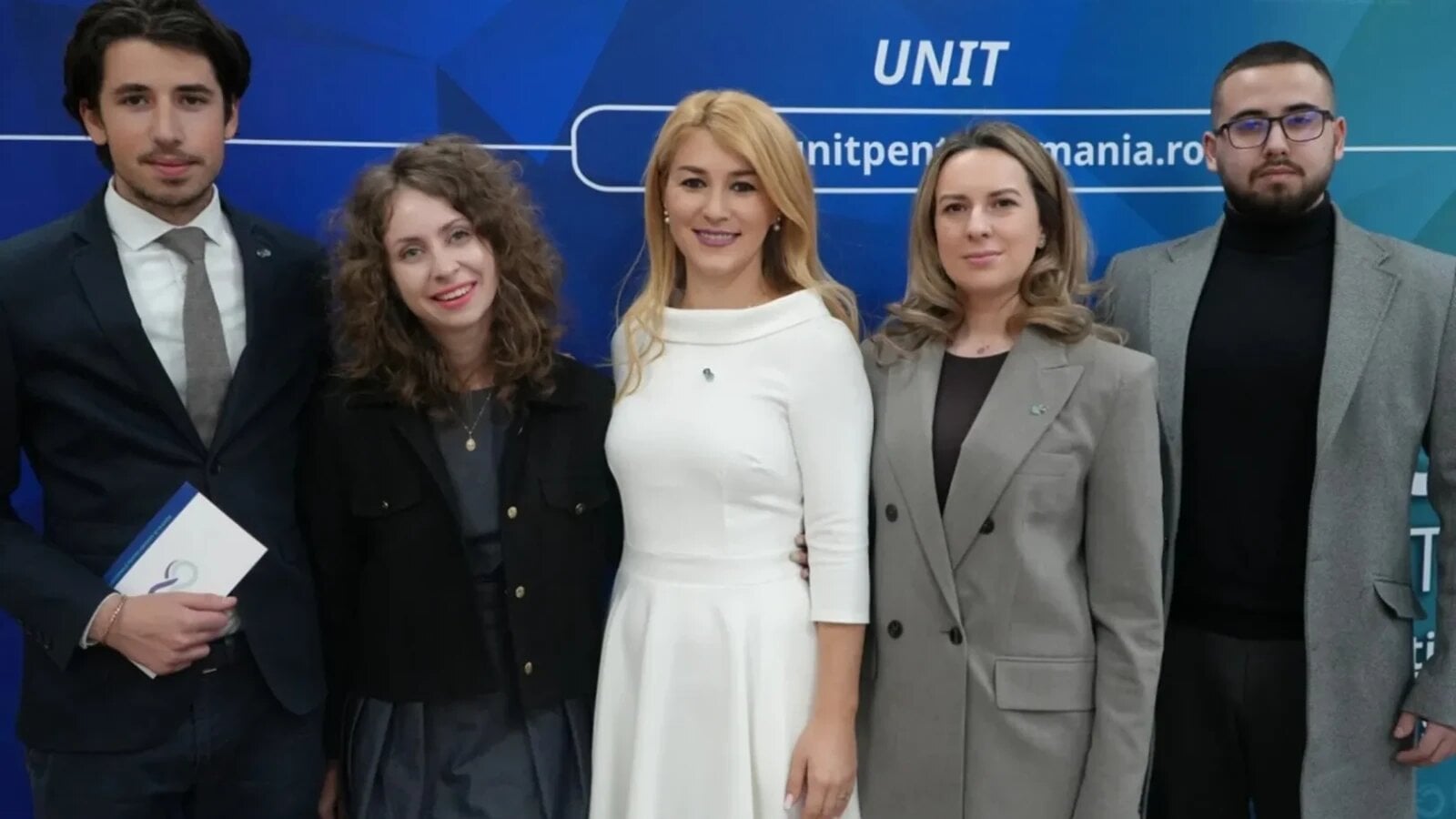 Ponta dinamitează grupul foștilor parlamentari POT: UNIT se delimitează dur de „reciclarea vechiului sistem”