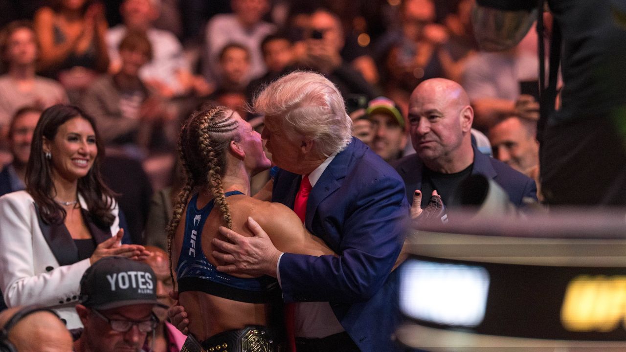 Donald Trump s-a făcut de râs! De ce ar putea fi anulat evenimentul ”irepetabil” de la Casa Albă