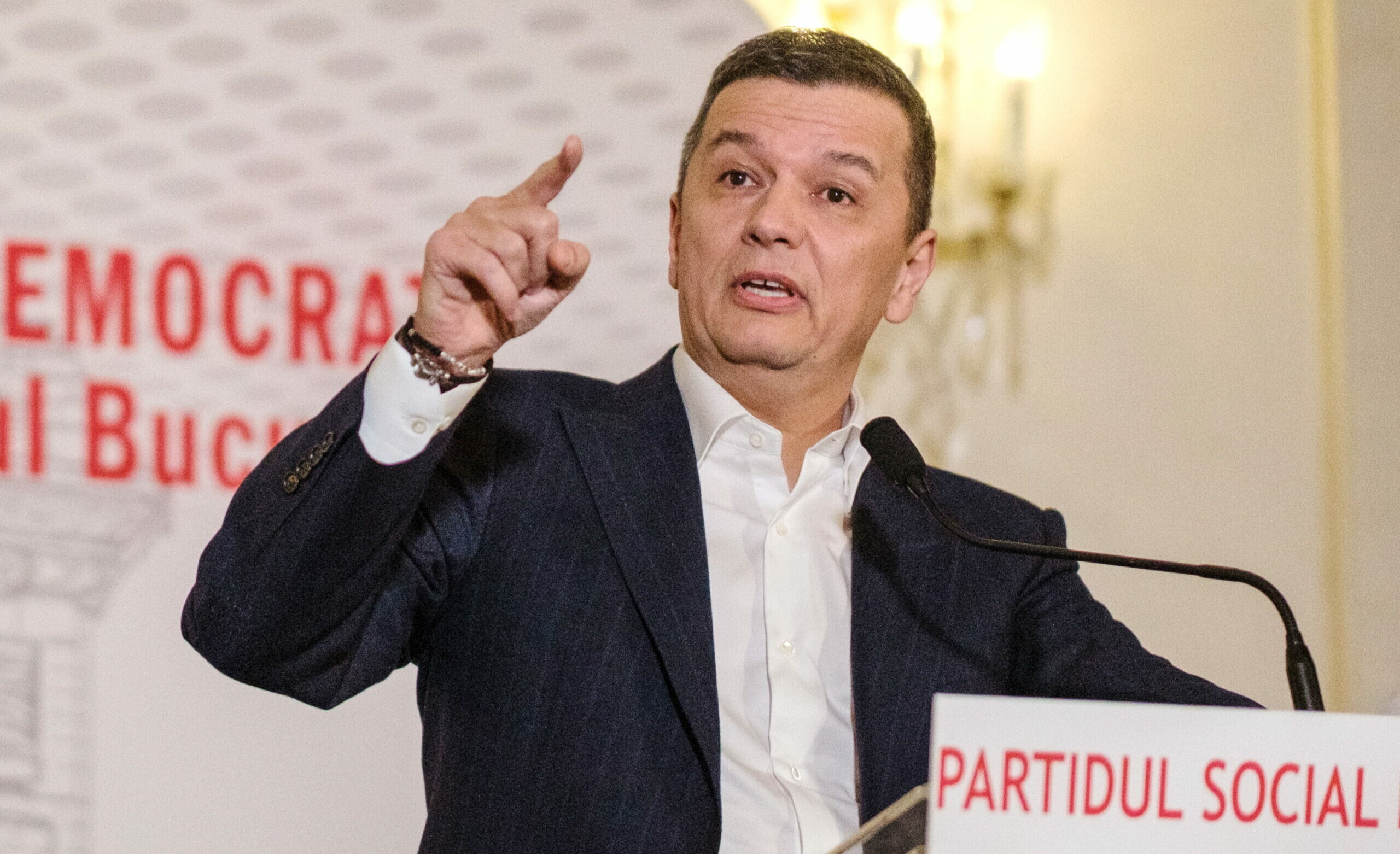 Pare că este o pestă care a cuprins România