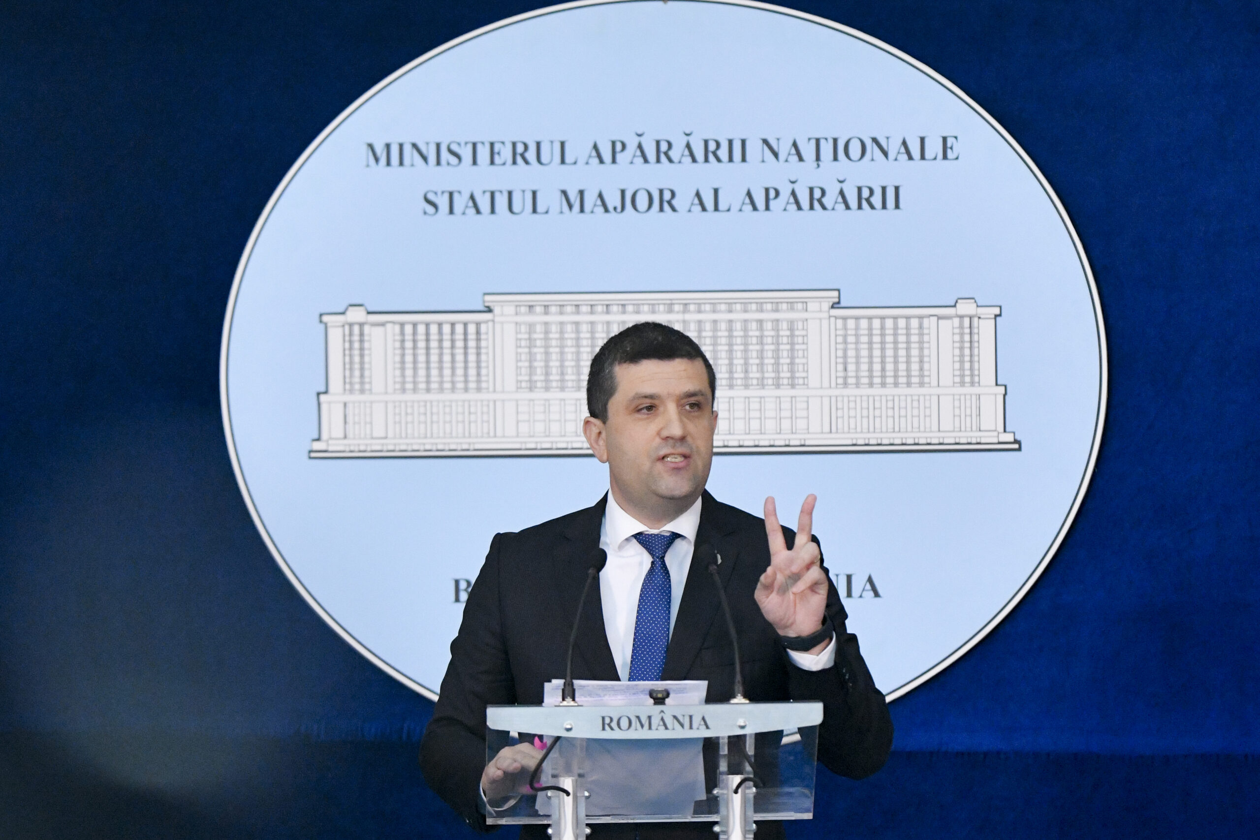 Radu Miruță învârte cuțitul în rana PSD. Susține că guvernarea PNL-USR-UDMR merge foarte bine, chiar dacă guvernul e demis și că puterile nu le sunt mult limitate