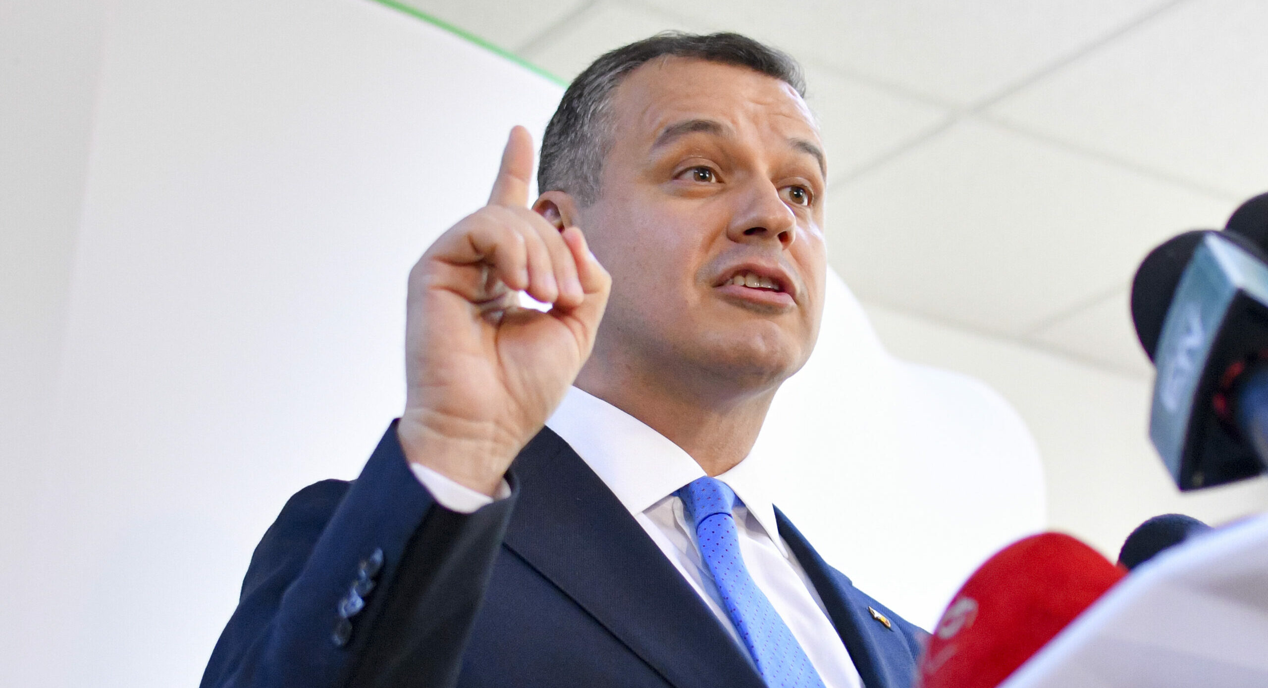 Alegerile anticipate nu sunt o soluție