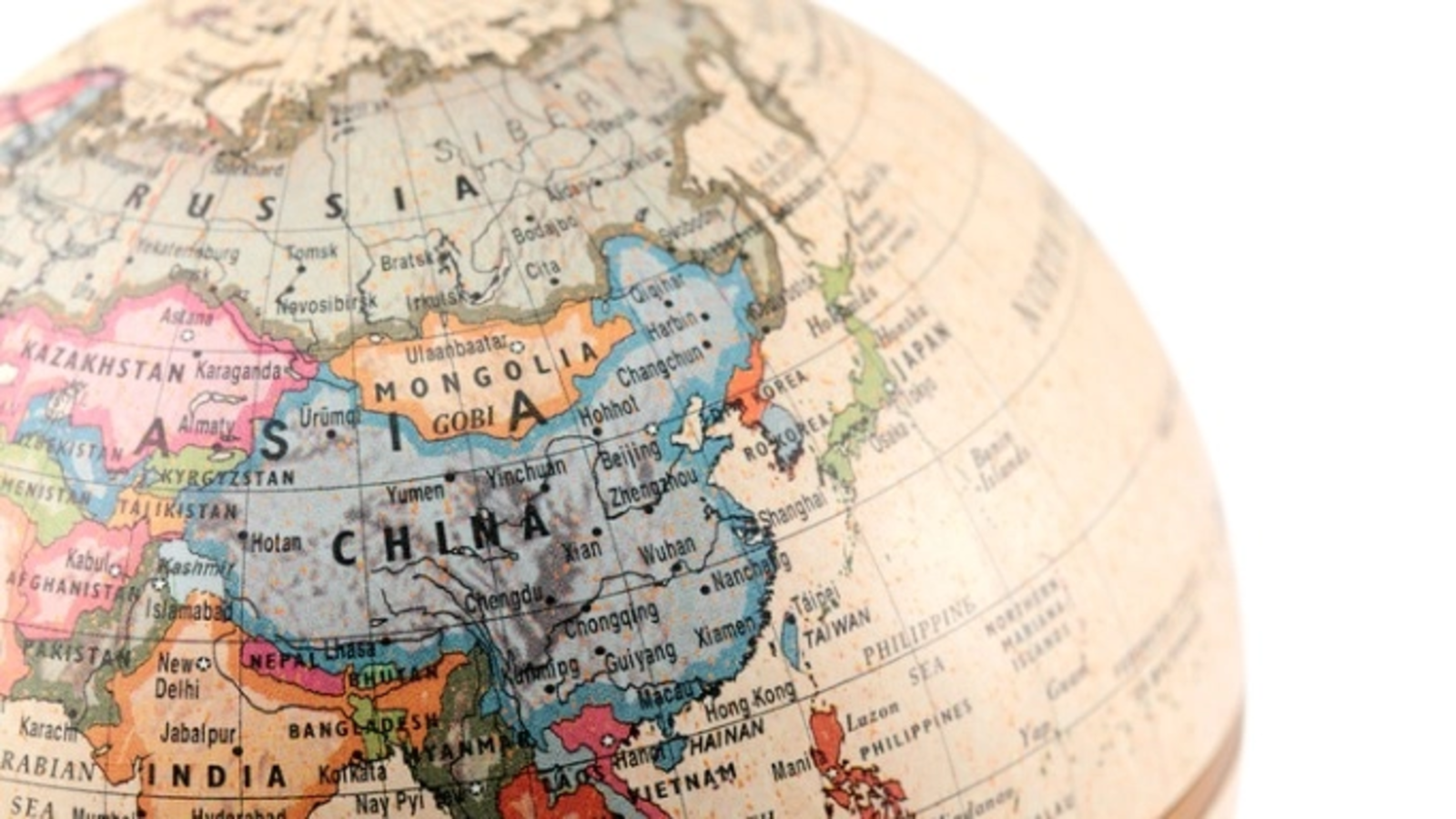 Europa și SUA riscă un șoc economic dacă China apasă pe această „armă”. Avertismentul AIE