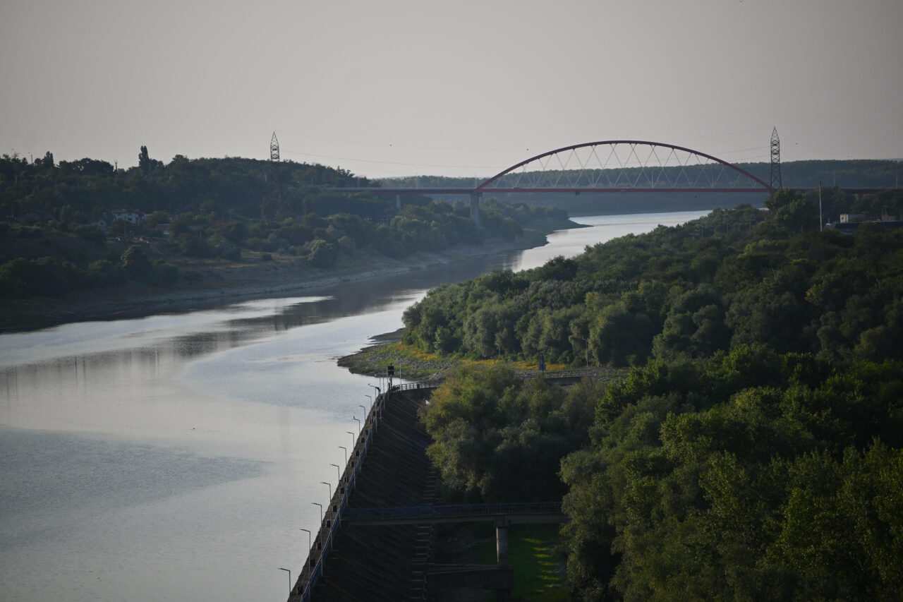 Nivelul scăzut al Dunării face ca România să depindă tot mai mult de Bulgaria