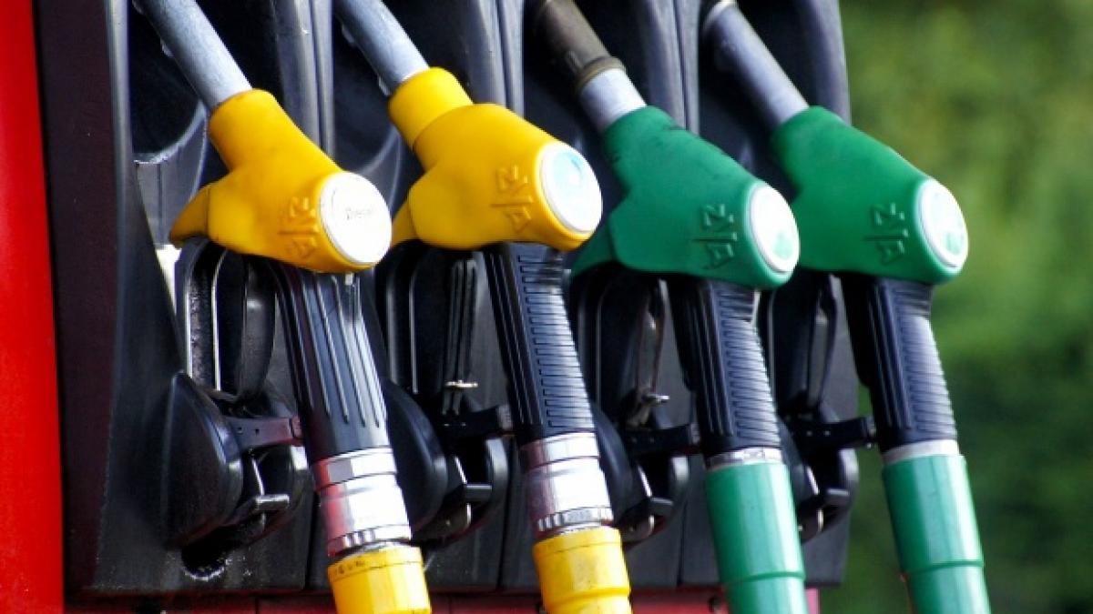 Polonia renunță la plafonarea prețurilor la carburanți