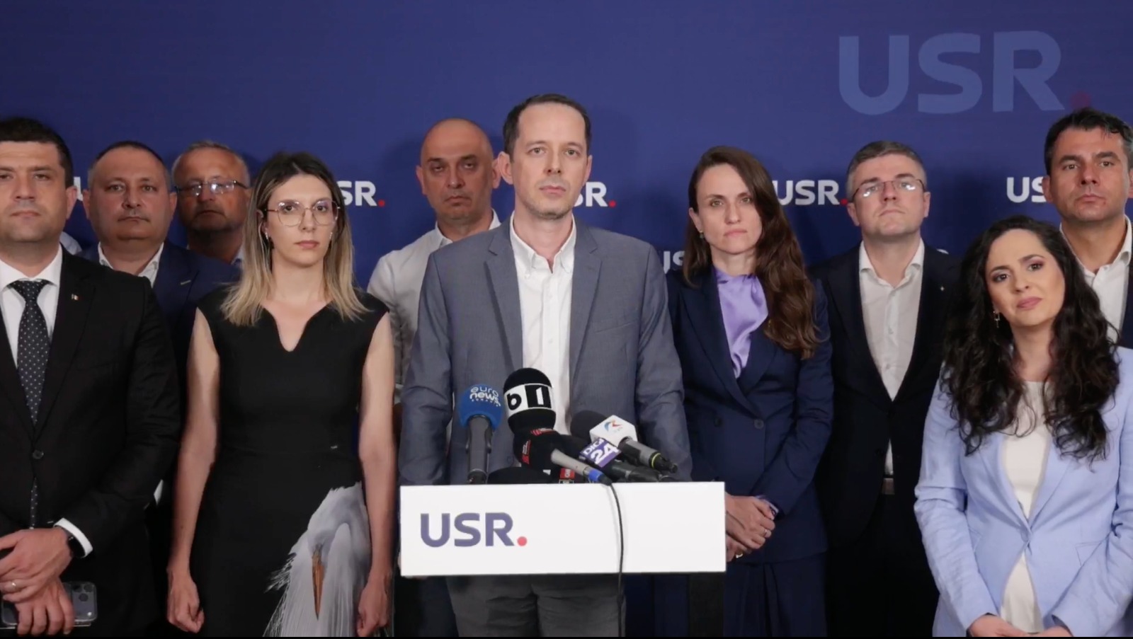 USR atacă Gândul și blochează reporterul la conferință