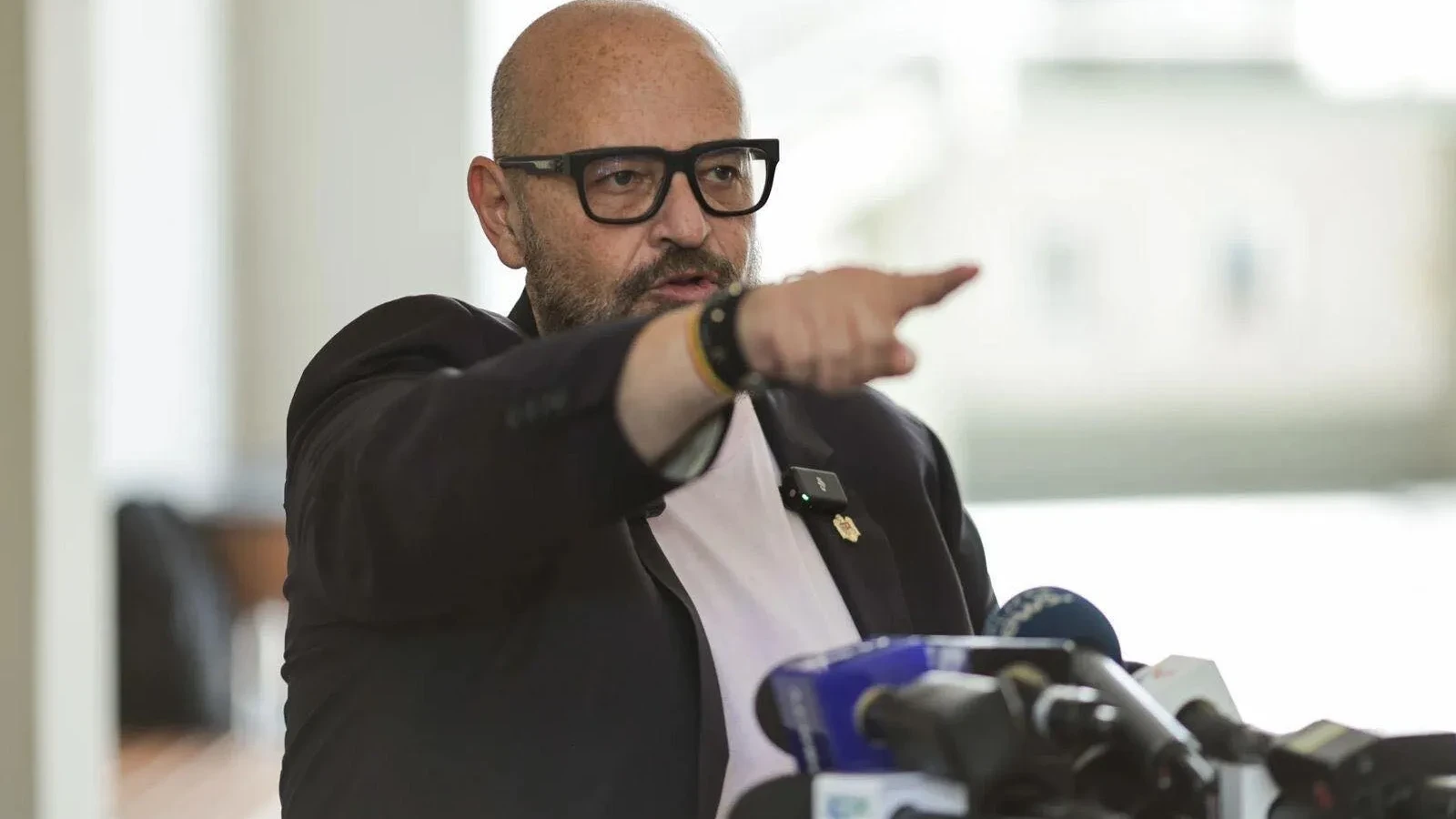 Piedone face plângere penală la DNA în cazul Dominic Fritz: „Legea trebuie aplicată, nu interpretată”. Îl acuză pe prefectul de Timiș de abuz în serviciu
